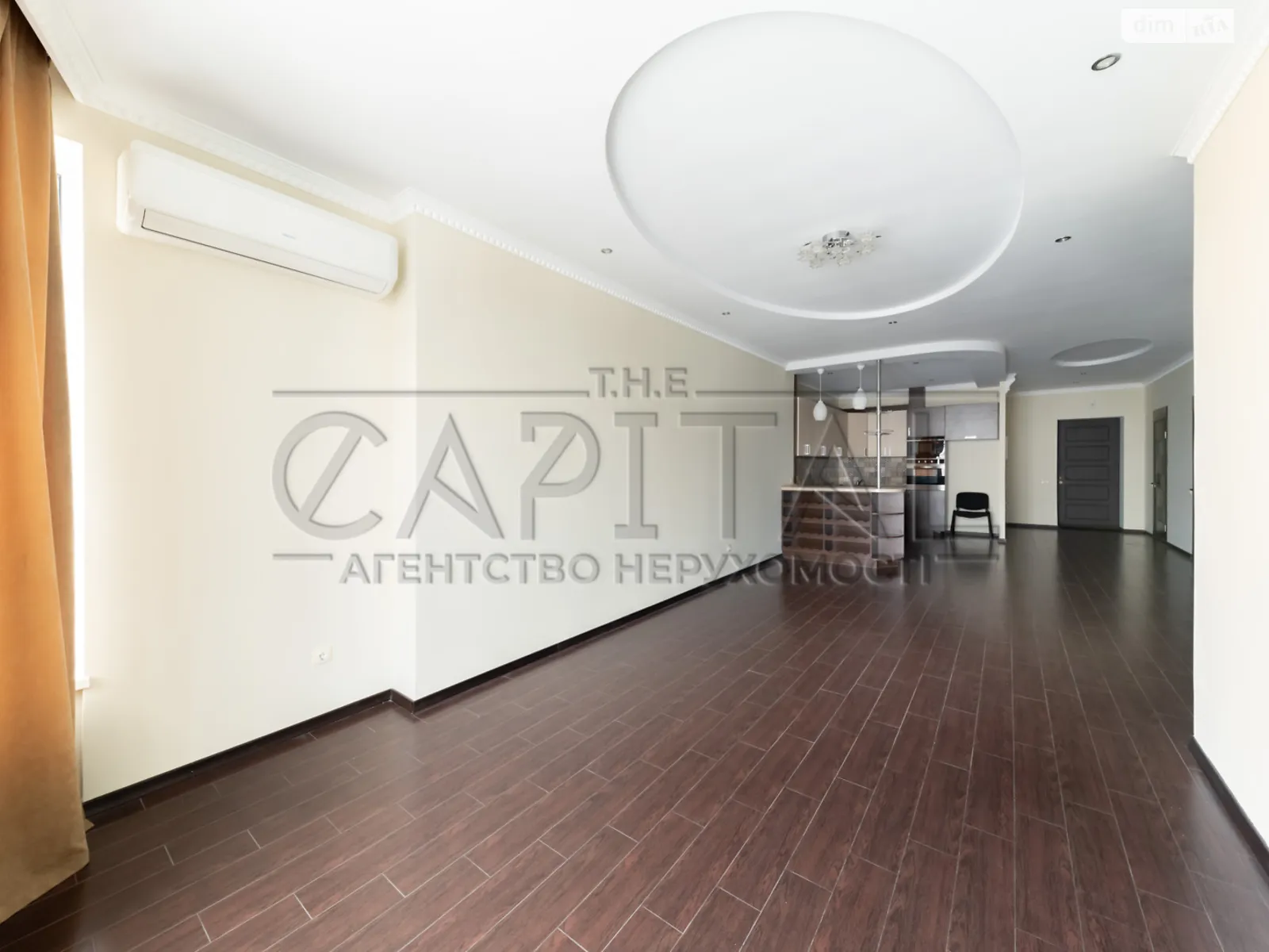 Сдается в аренду офис 100 кв. м в бизнес-центре, цена: 800 $ - фото 1
