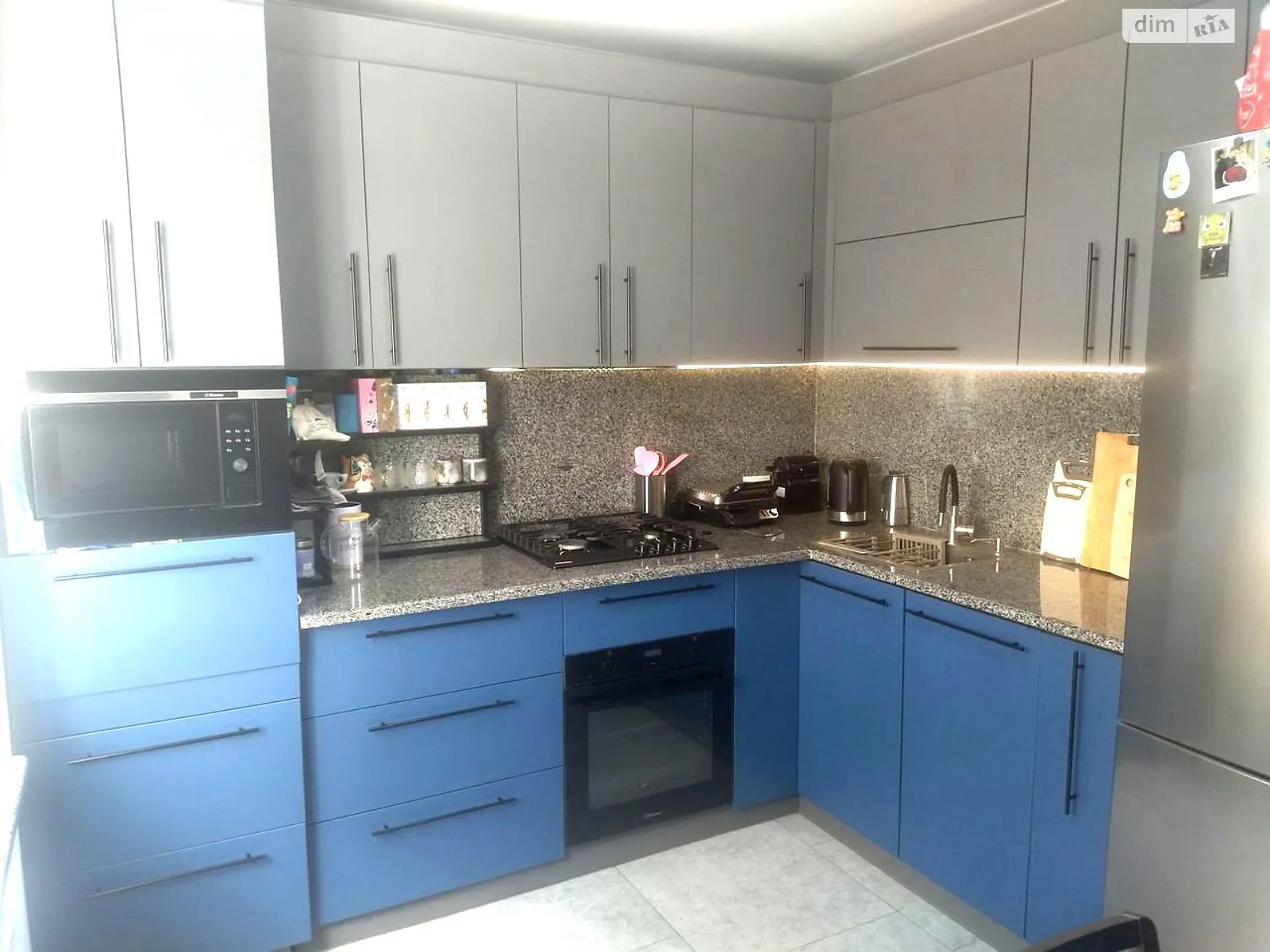Продается 2-комнатная квартира 62 кв. м в Ирпене, ул. Лесная, 42-44 - фото 1