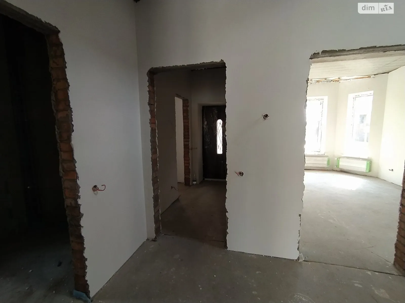 Продается одноэтажный дом 100 кв. м с участком, цена: 130000 $ - фото 1