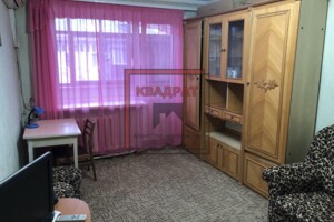 Сниму квартиру в Зенькове долгосрочно