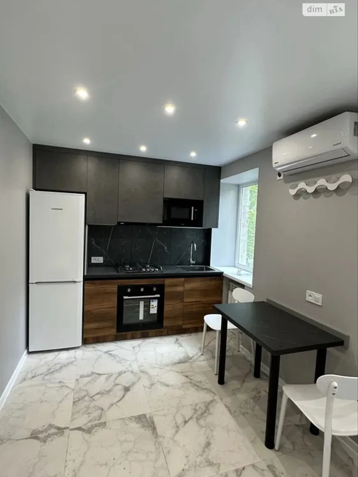 Сдается в аренду 1-комнатная квартира 31 кв. м в Днепре, ул. Сичеславская Набережная, 15 - фото 1