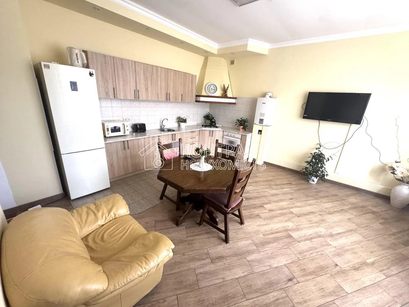Продается 5-комнатная квартира 245 кв. м в Харькове, ул. Майка Йохансена(Лермонтовская) - фото 1