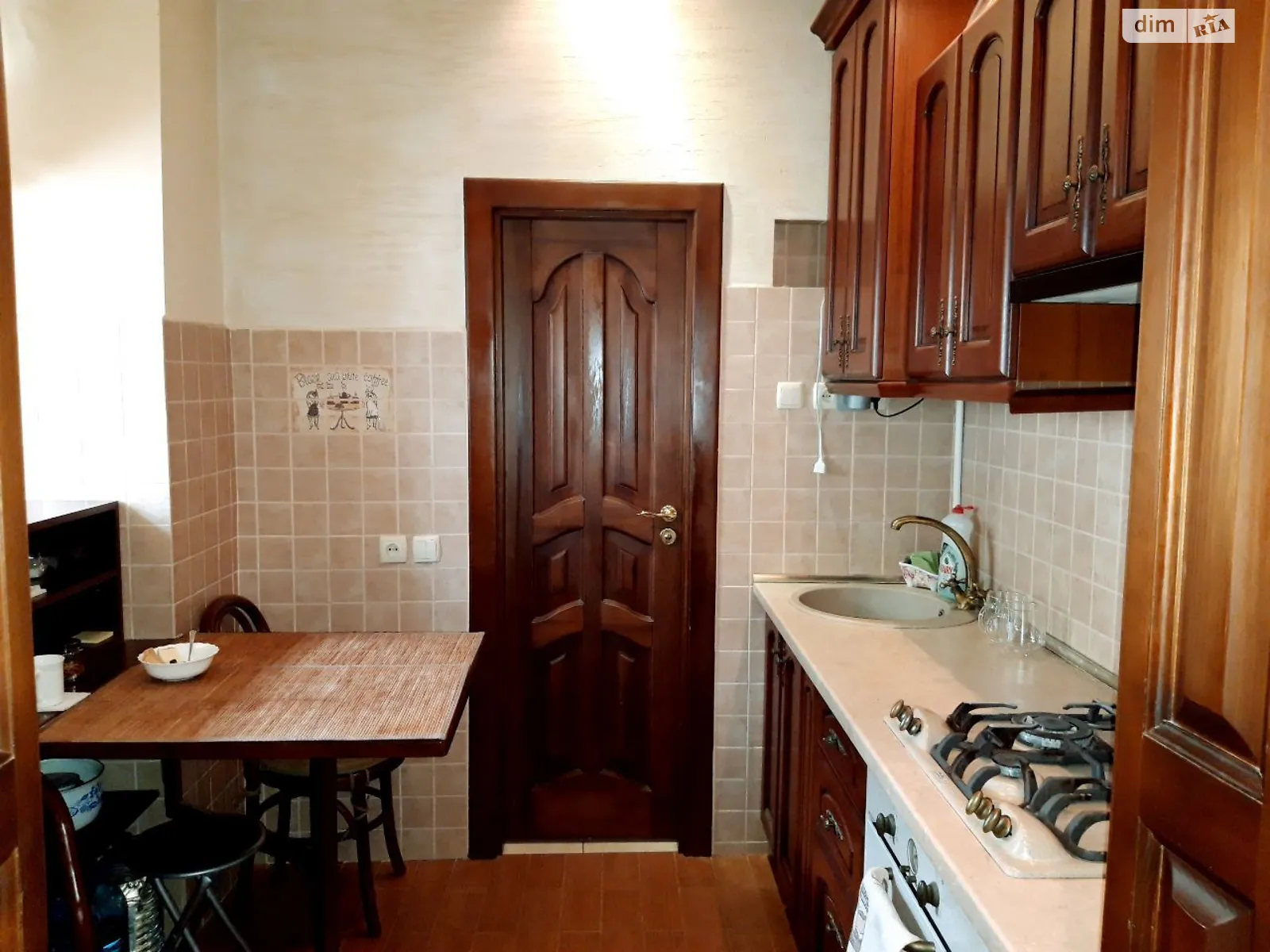 Продается 2-комнатная квартира 65 кв. м в Львове, ул. Шептицких - фото 1