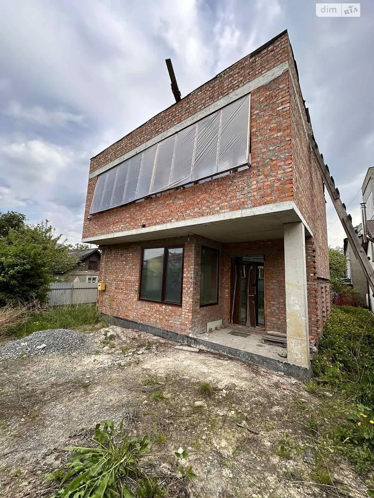 Продается дом на 2 этажа 135 кв. м с балконом, цена: 170000 $ - фото 1