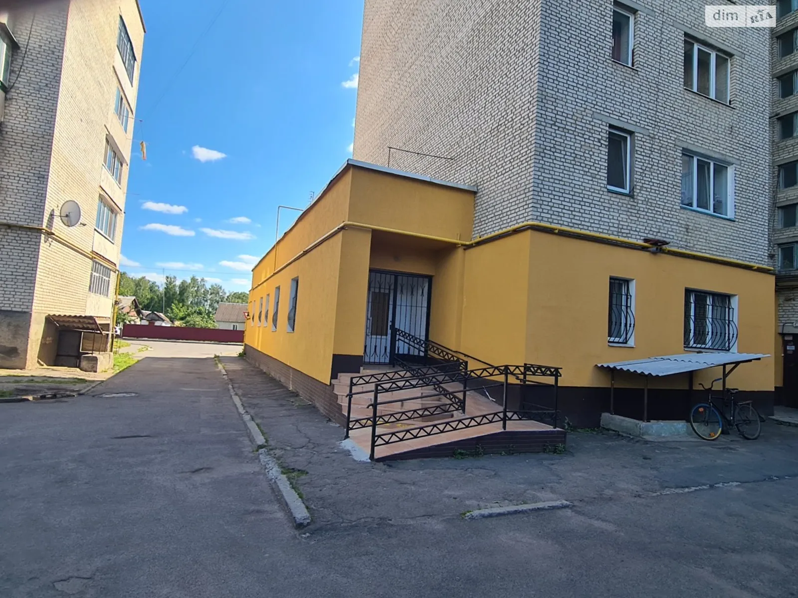 Здається в оренду офіс 100 кв. м в бізнес-центрі, цена: 25000 грн - фото 1