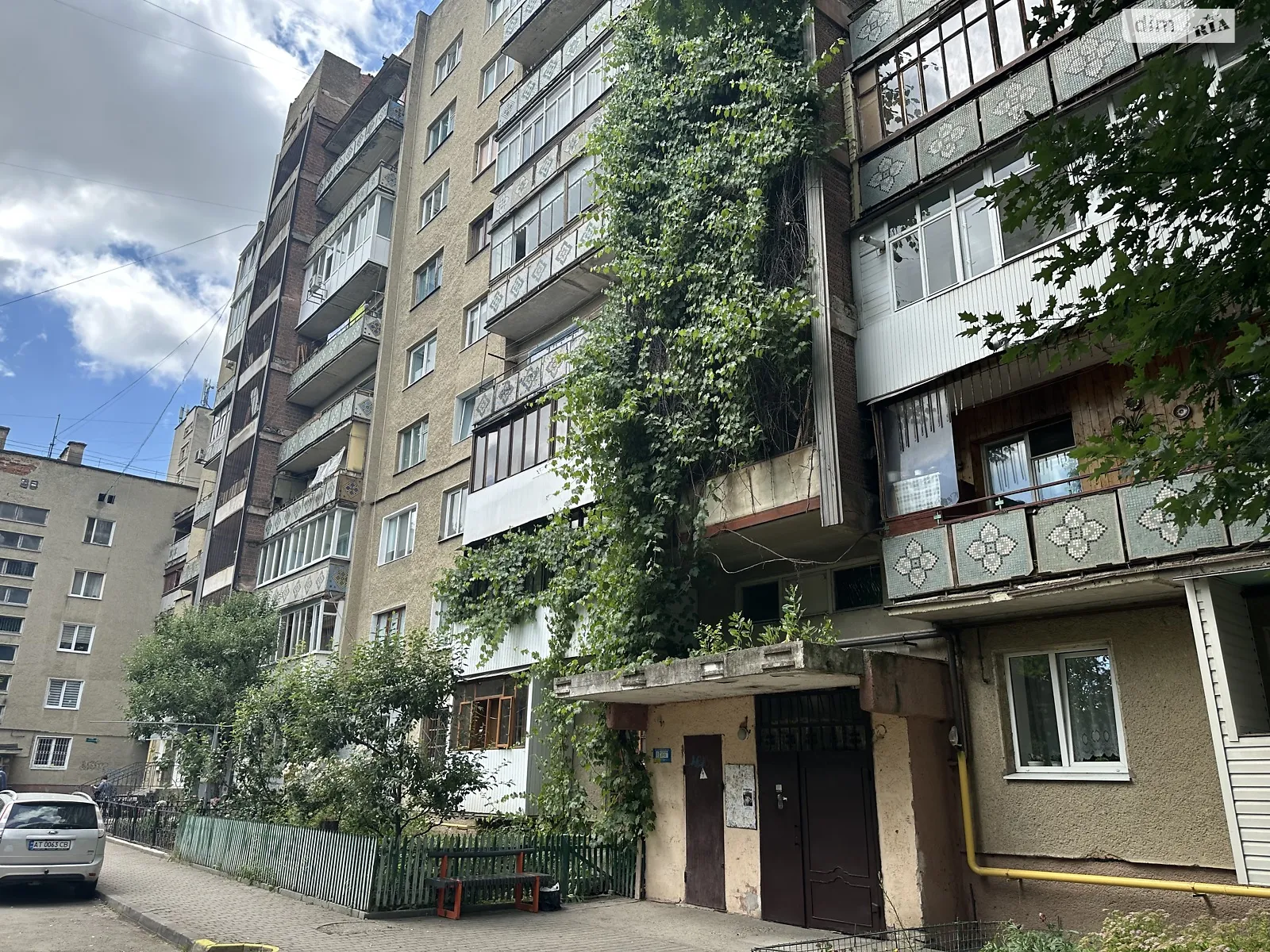 Продается 2-комнатная квартира 50 кв. м в Ивано-Франковске, ул. Хоткевича Гната, 44/4 - фото 1