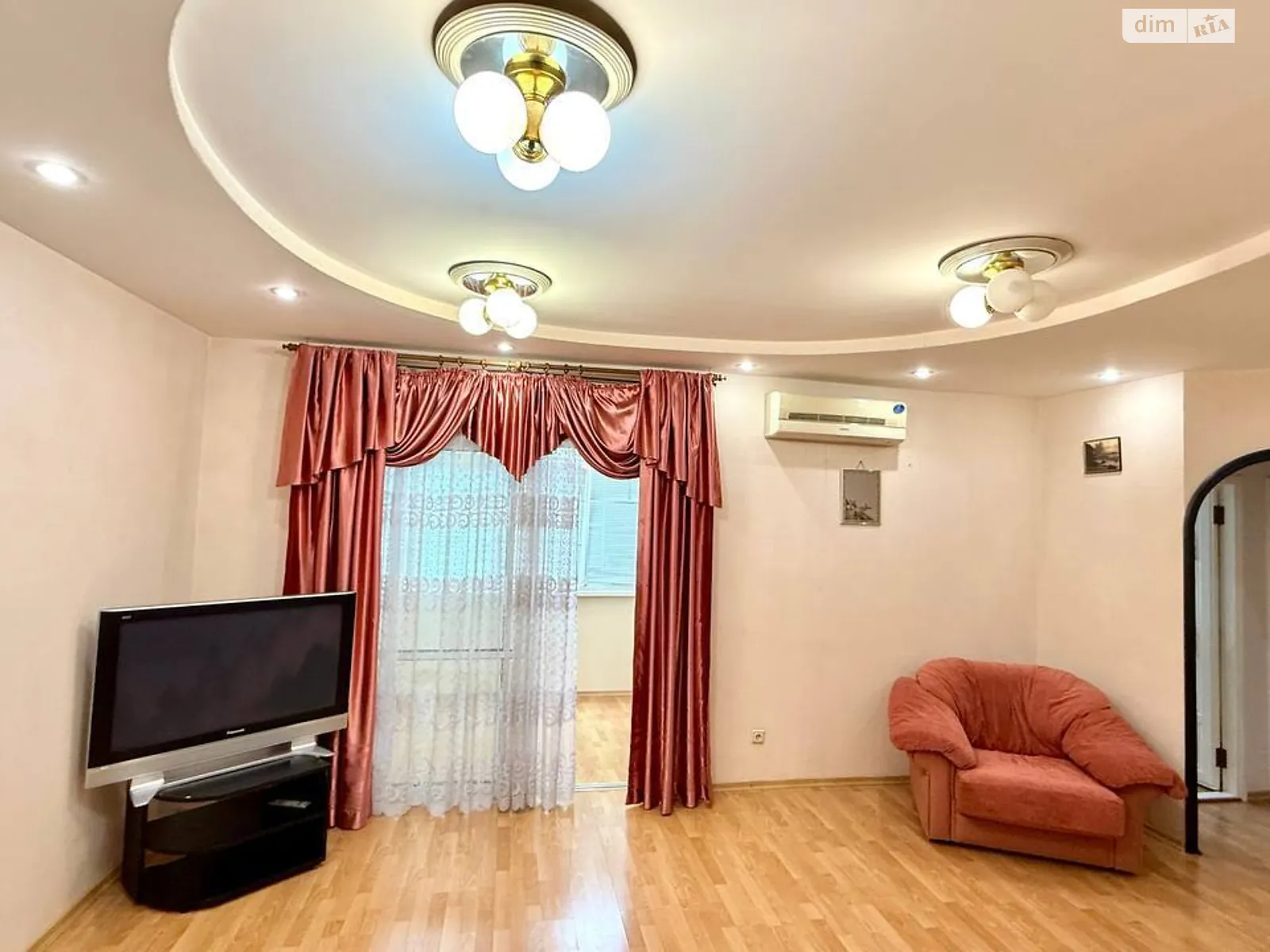 Здається в оренду 4-кімнатна квартира 120 кв. м у Вінниці, цена: 699 $ - фото 1