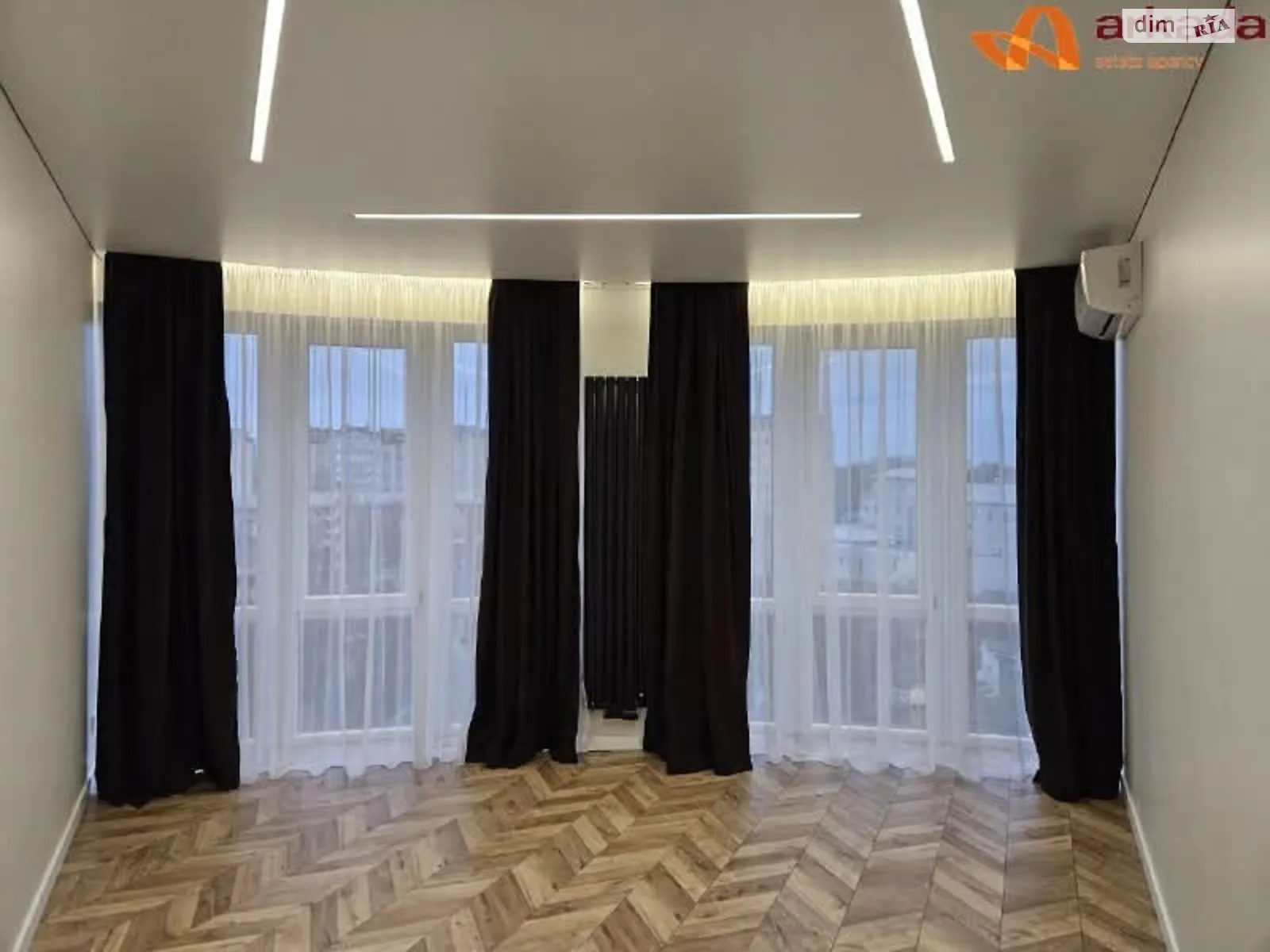 Продается 2-комнатная квартира 59.7 кв. м в Ивано-Франковске, ул. Длинная, 20В - фото 1