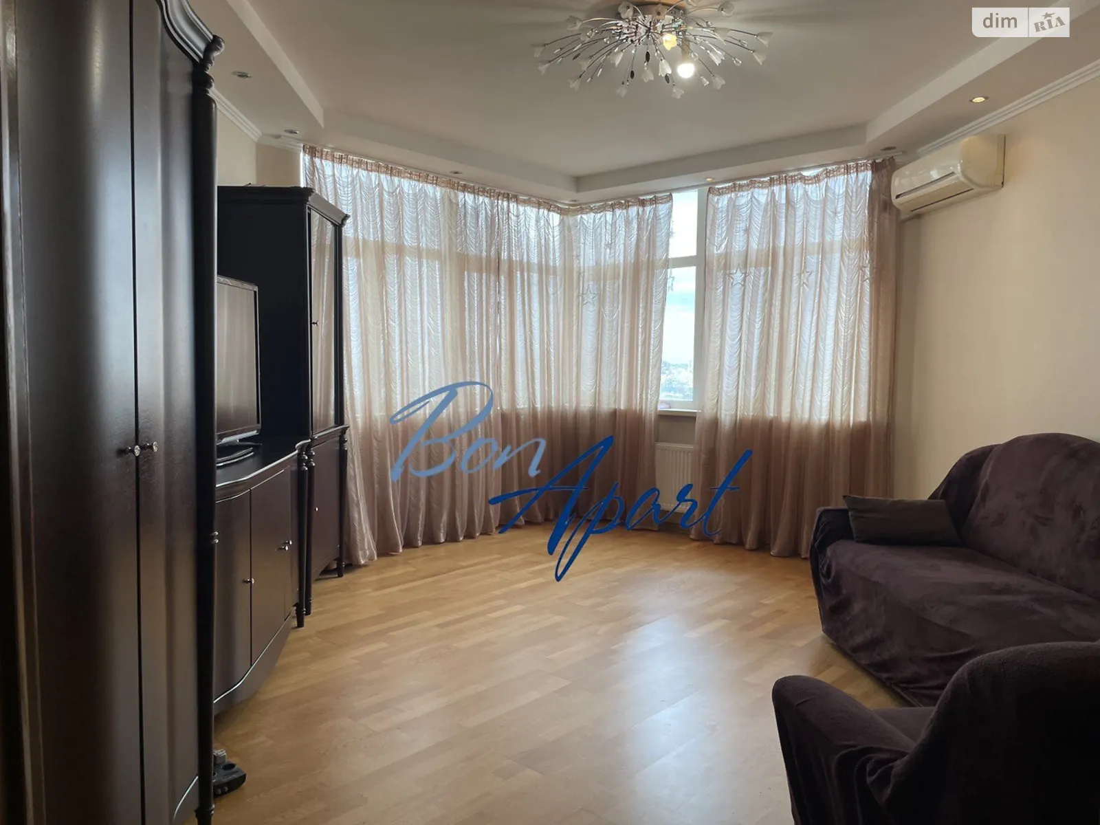 Продается 2-комнатная квартира 79.8 кв. м в Киеве, ул. Генерала Геннадия Воробьева, 13Е - фото 1