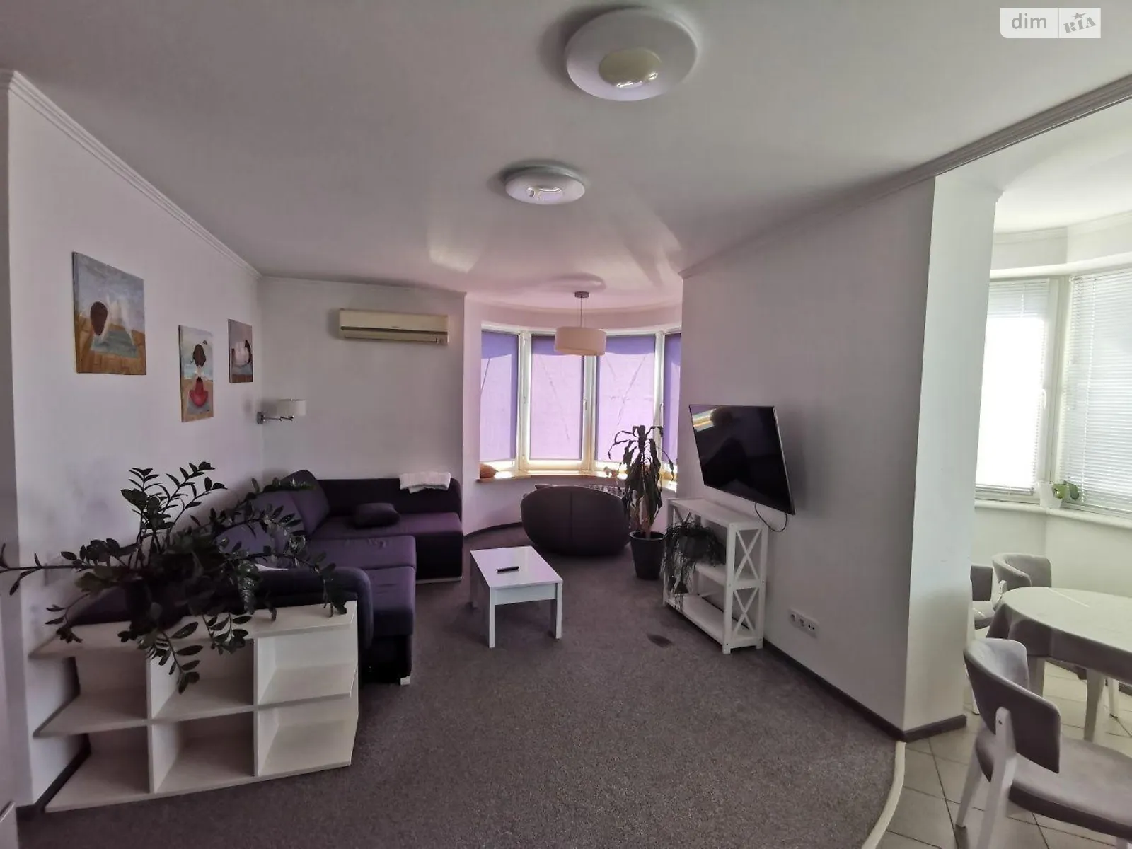 Продається 1-кімнатна квартира 60 кв. м у Києві, вул. Депутатська, 23А - фото 1