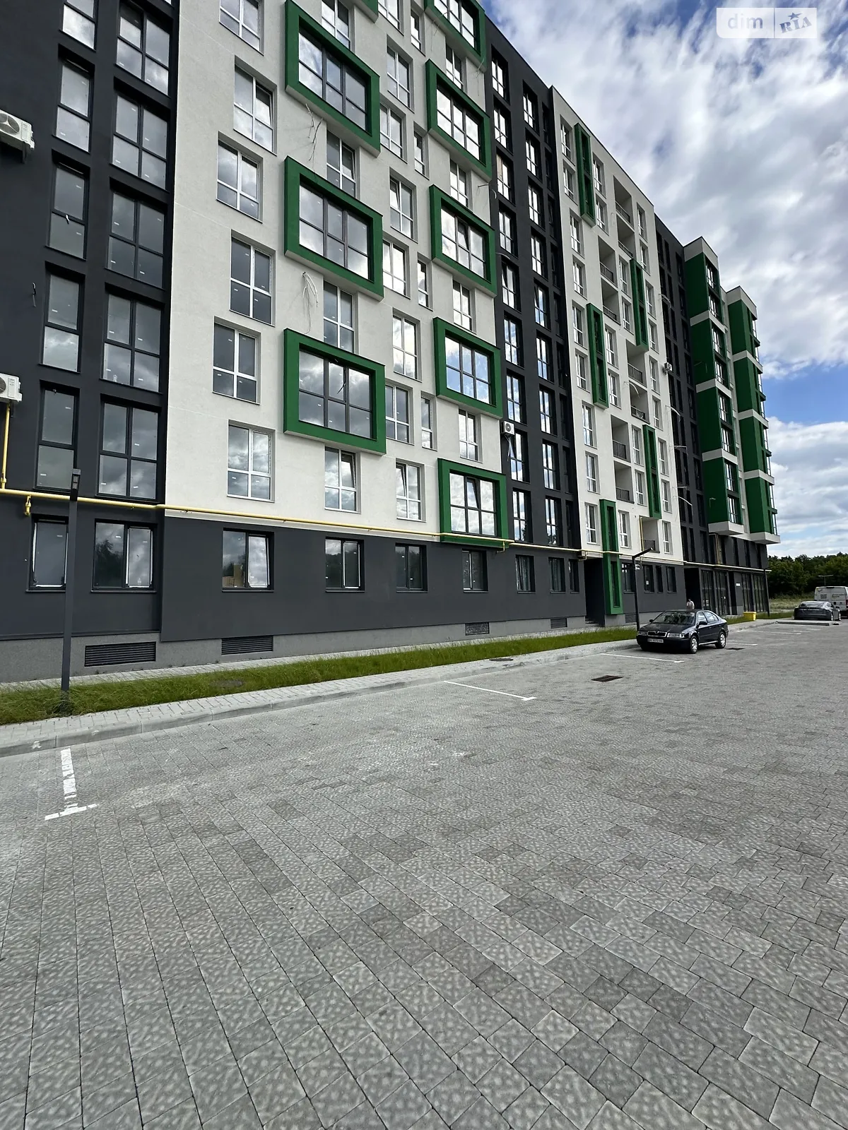 Продается 1-комнатная квартира 44 кв. м в Львове, ул. Роксоляны, 149 - фото 1