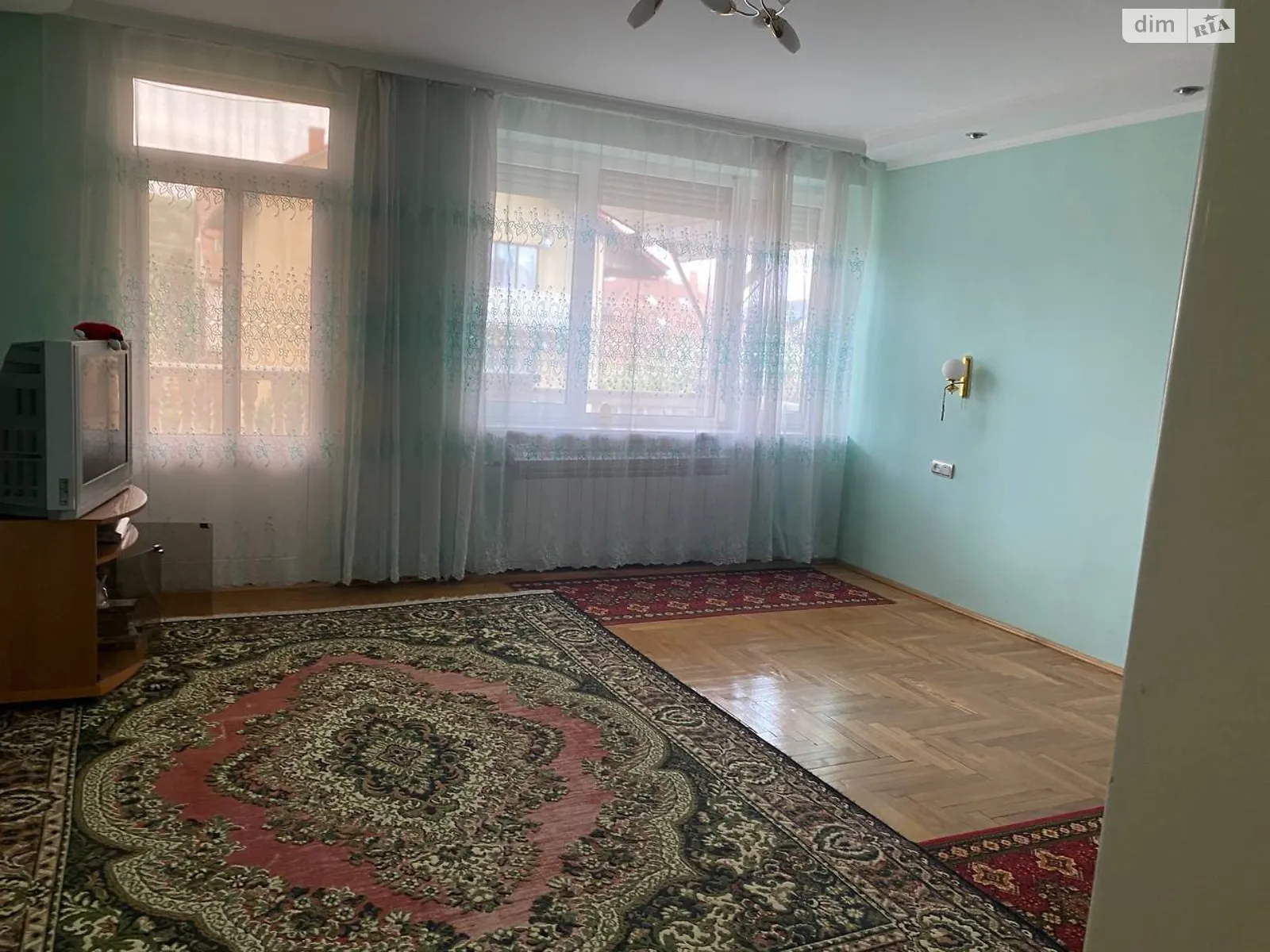Продається будинок 3 поверховий 285 кв. м з верандою, цена: 159000 $ - фото 1
