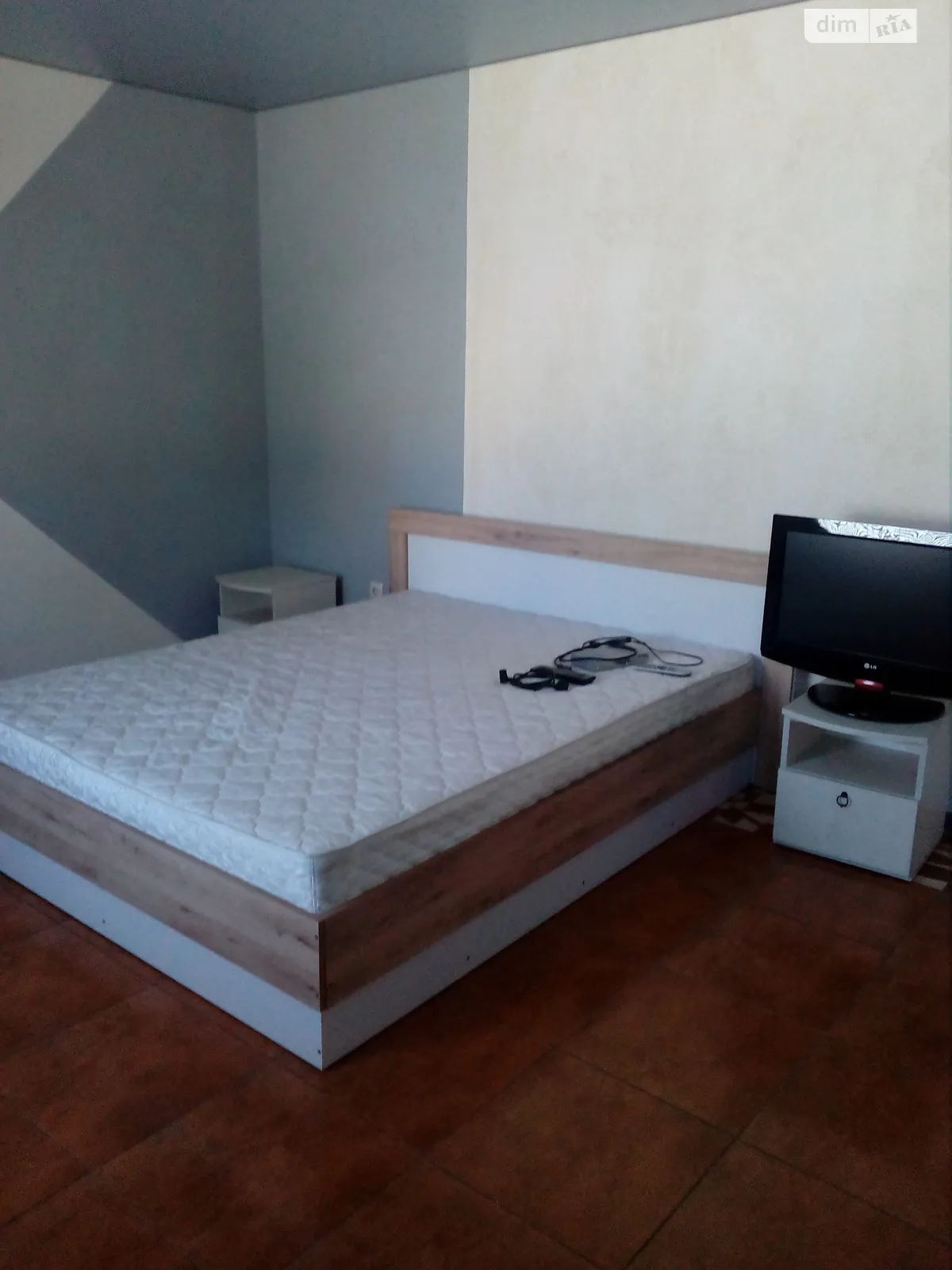 Сдается в аренду дом на 2 этажа 32.7 кв. м с верандой, цена: 10000 грн - фото 1