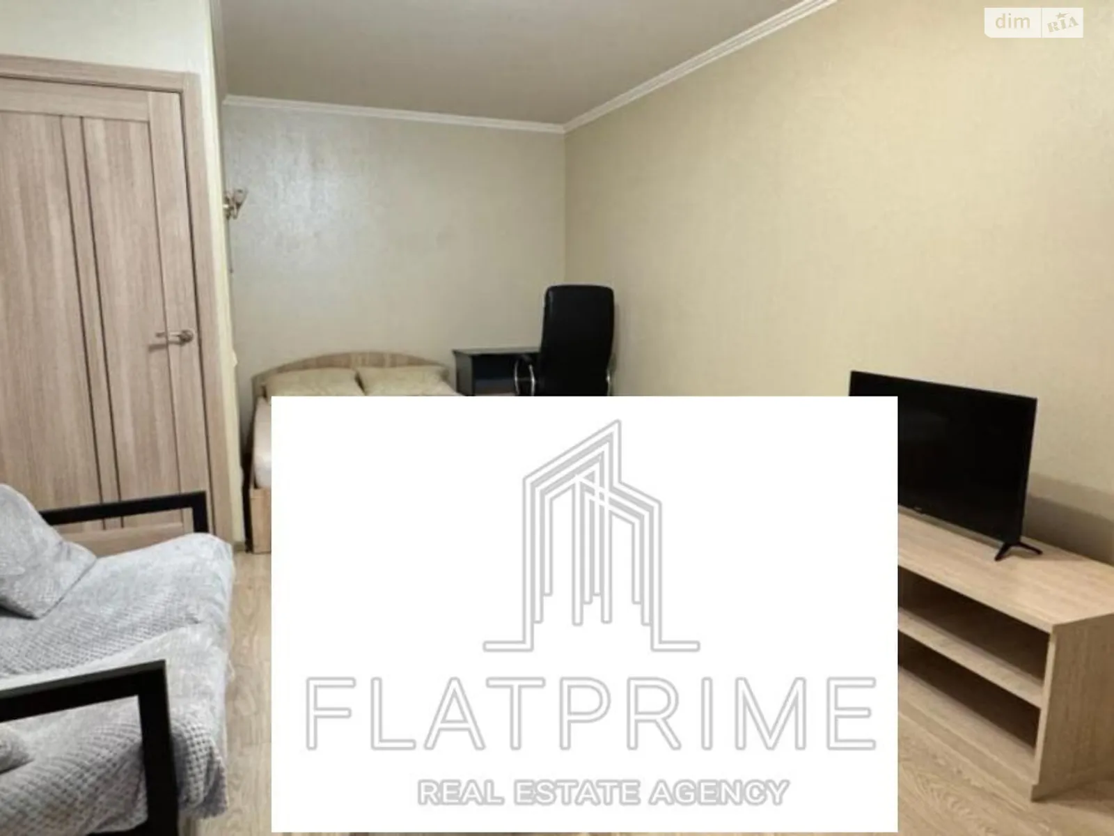 Продается 1-комнатная квартира 40 кв. м в Киеве, спуск Кловский, 20 - фото 1