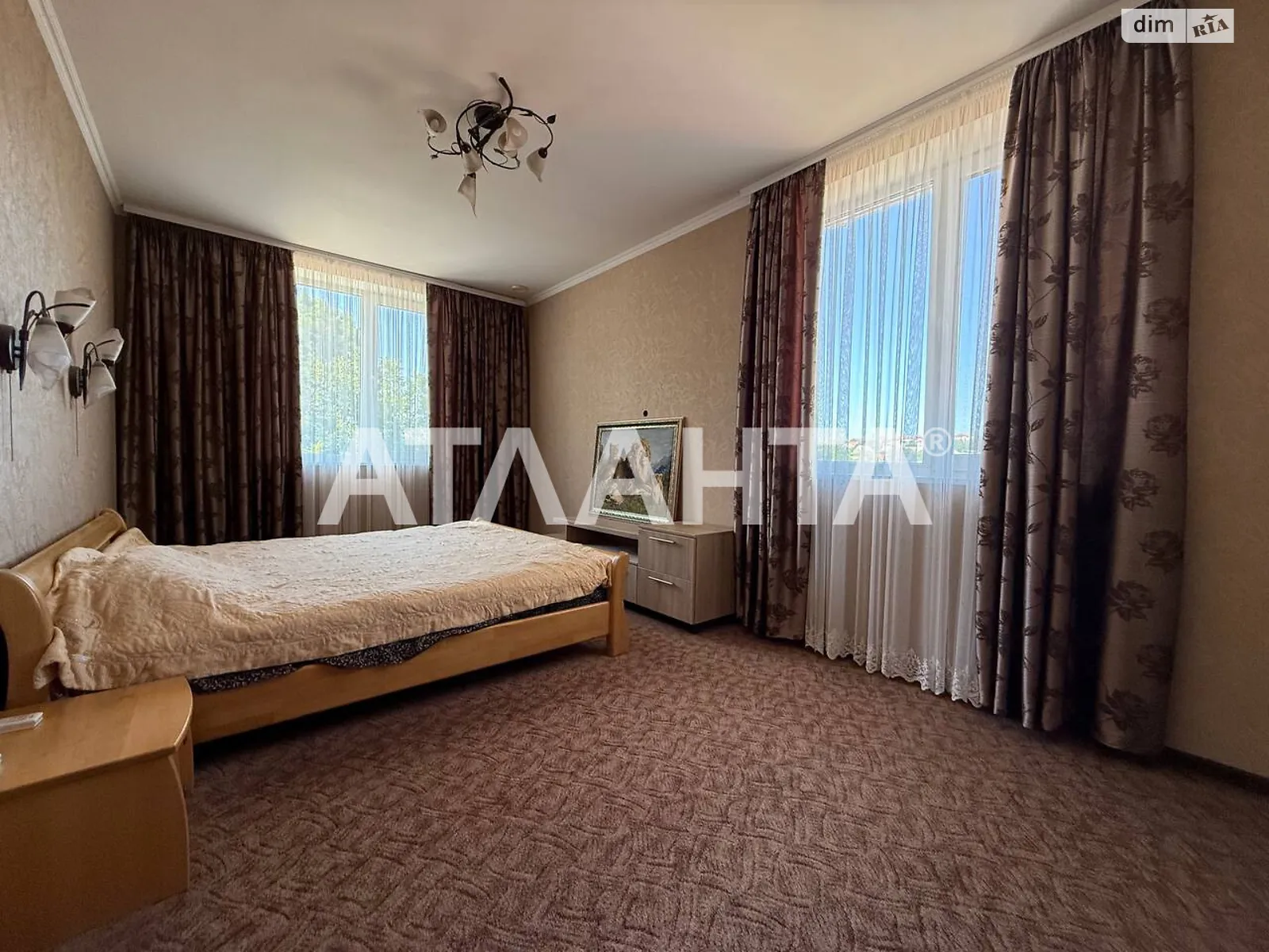 Продается дом на 2 этажа 167 кв. м с беседкой, цена: 130000 $ - фото 1