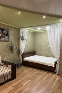 Сниму квартиру в Хмельницком долгосрочно