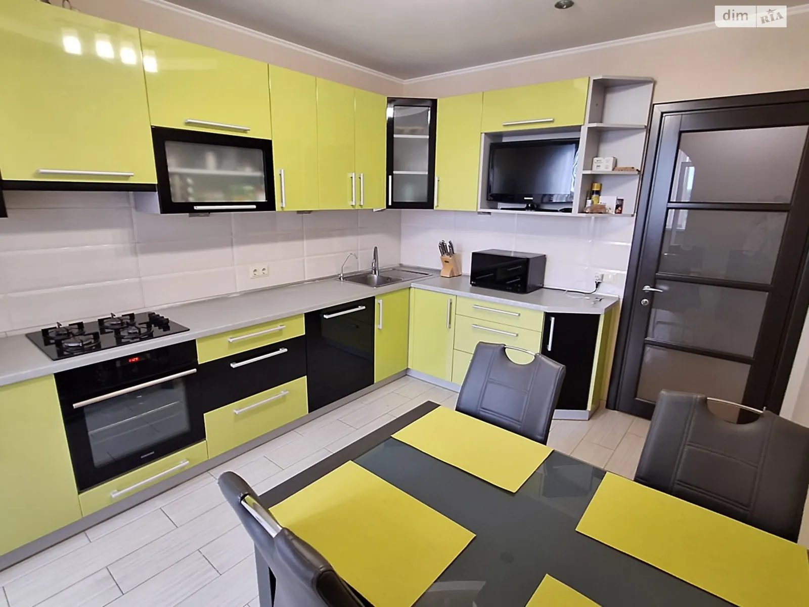 Продається 2-кімнатна квартира 66 кв. м у Вінниці, вул. Келецька, 132А - фото 1
