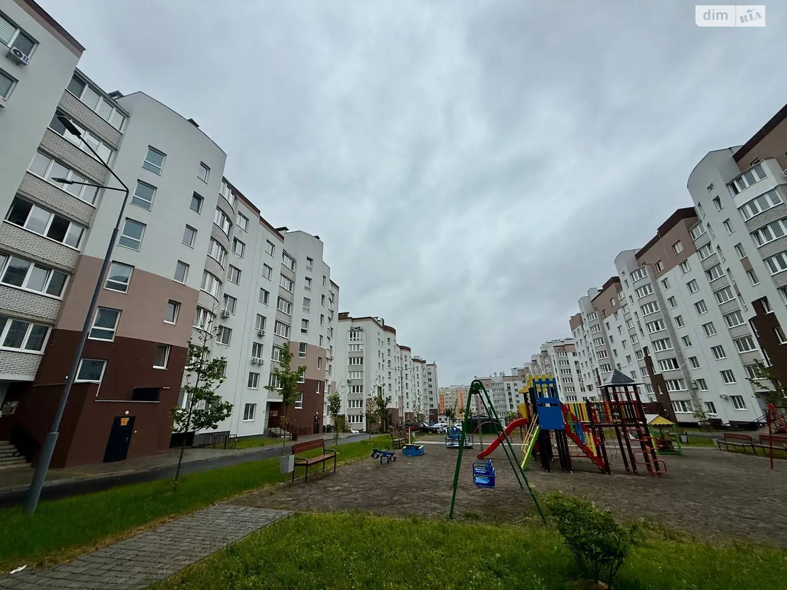 Продается 1-комнатная квартира 47.5 кв. м в Виннице, ул. Александровская - фото 1