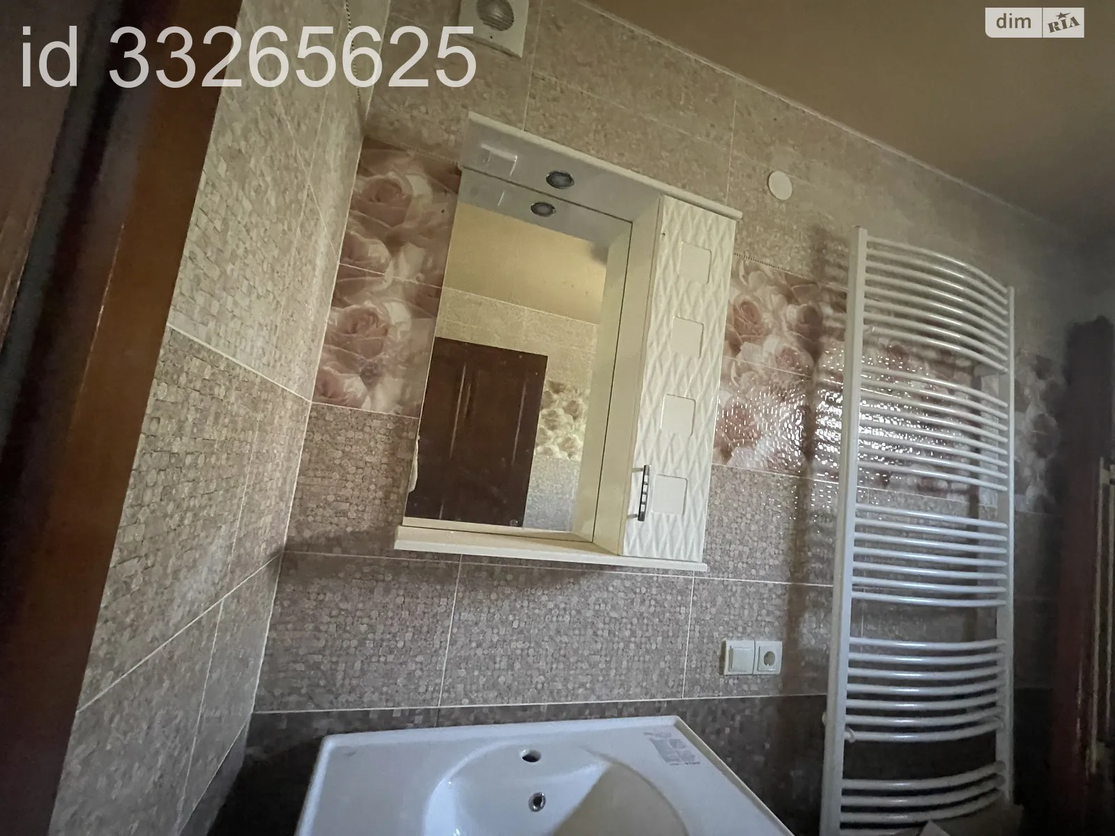 Продається одноповерховий будинок 123 кв. м з гаражем, цена: 65000 $ - фото 1