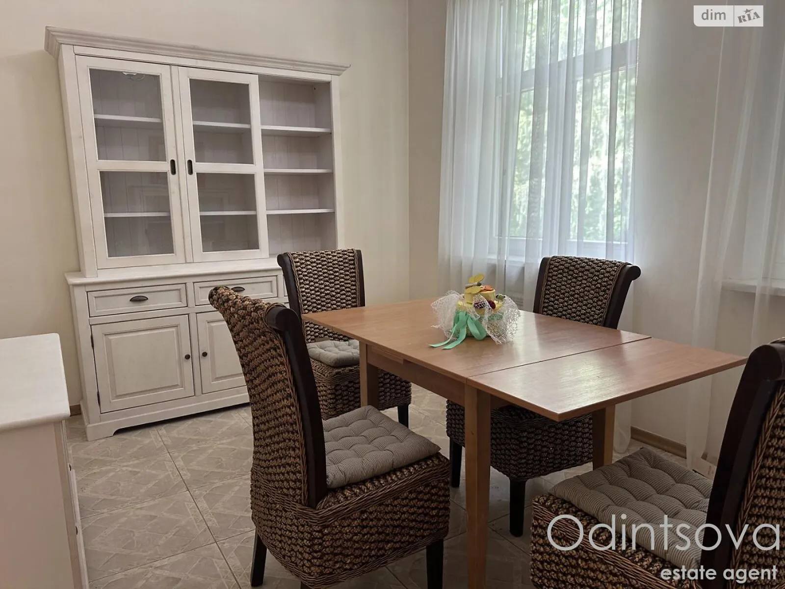 Сдается в аренду дом на 2 этажа 322.7 кв. м с мансардой, цена: 45000 грн - фото 1