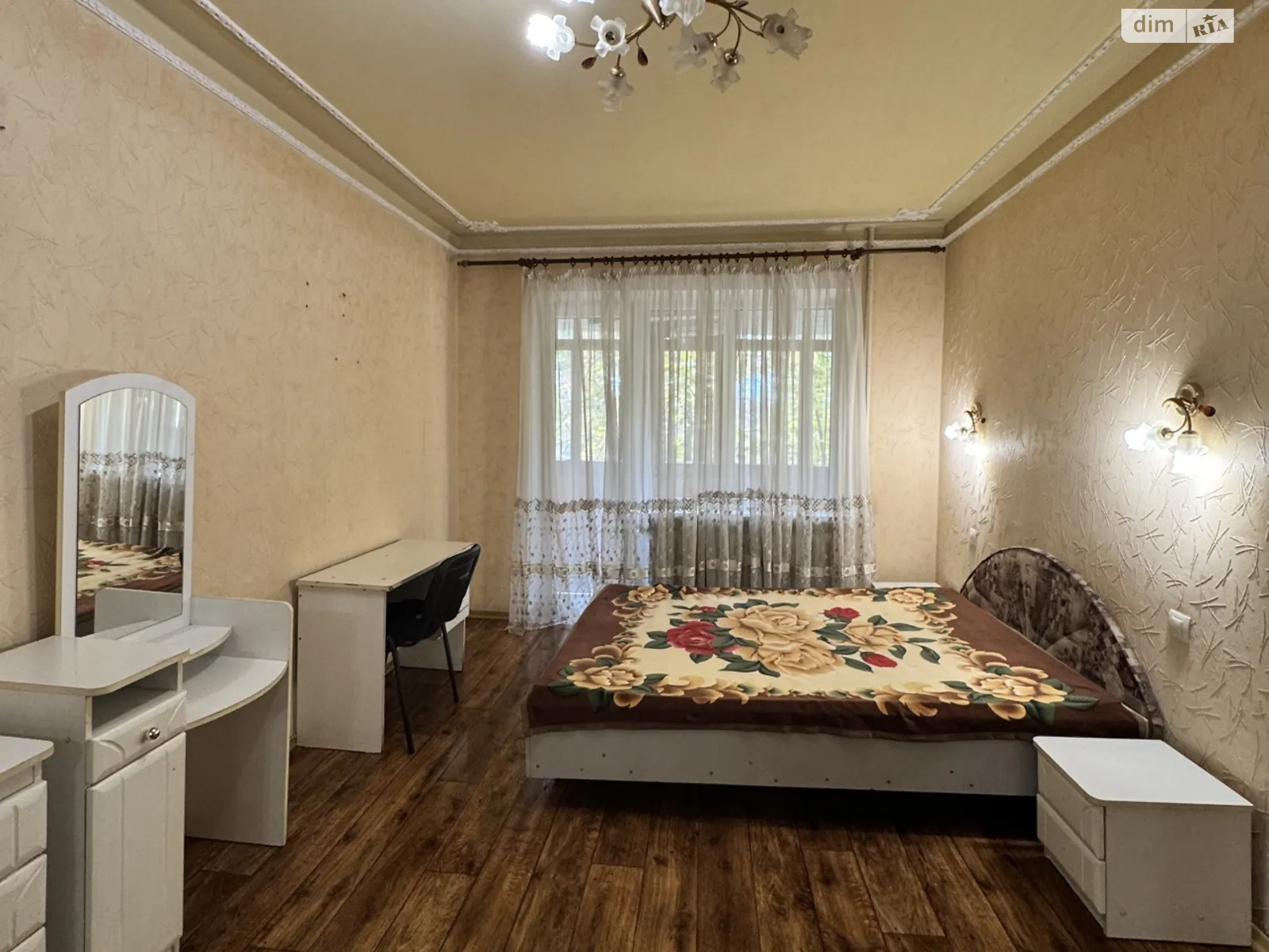 Здається в оренду 1-кімнатна квартира 40 кв. м у Одесі, вул. Сім'ї Глодан(Ільфа і Петрова), 21 - фото 1