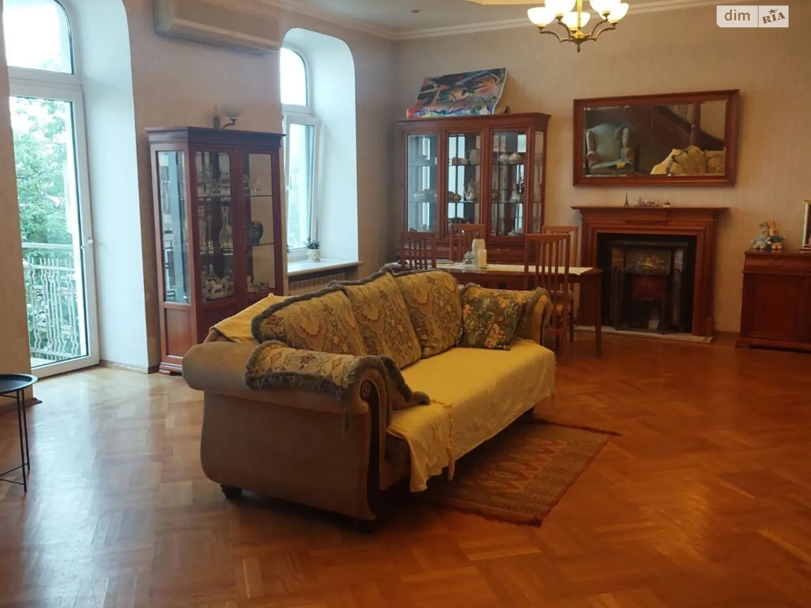 Продается 9-комнатная квартира 290 кв. м в Киеве, ул. Ивана Драча(Некрасовская), 6 - фото 1