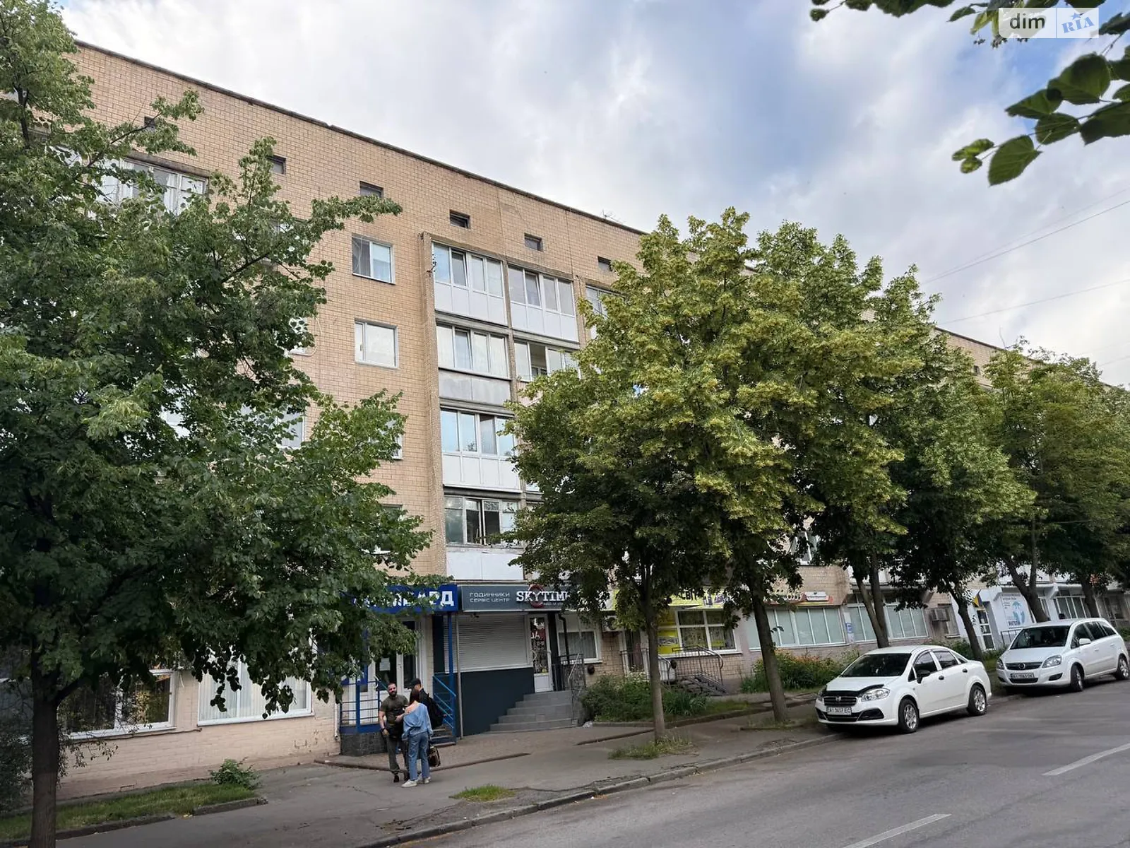 Продається 4-кімнатна квартира 75 кв. м у Білій Церкві, вул. Олеся Гончара, 11 - фото 1