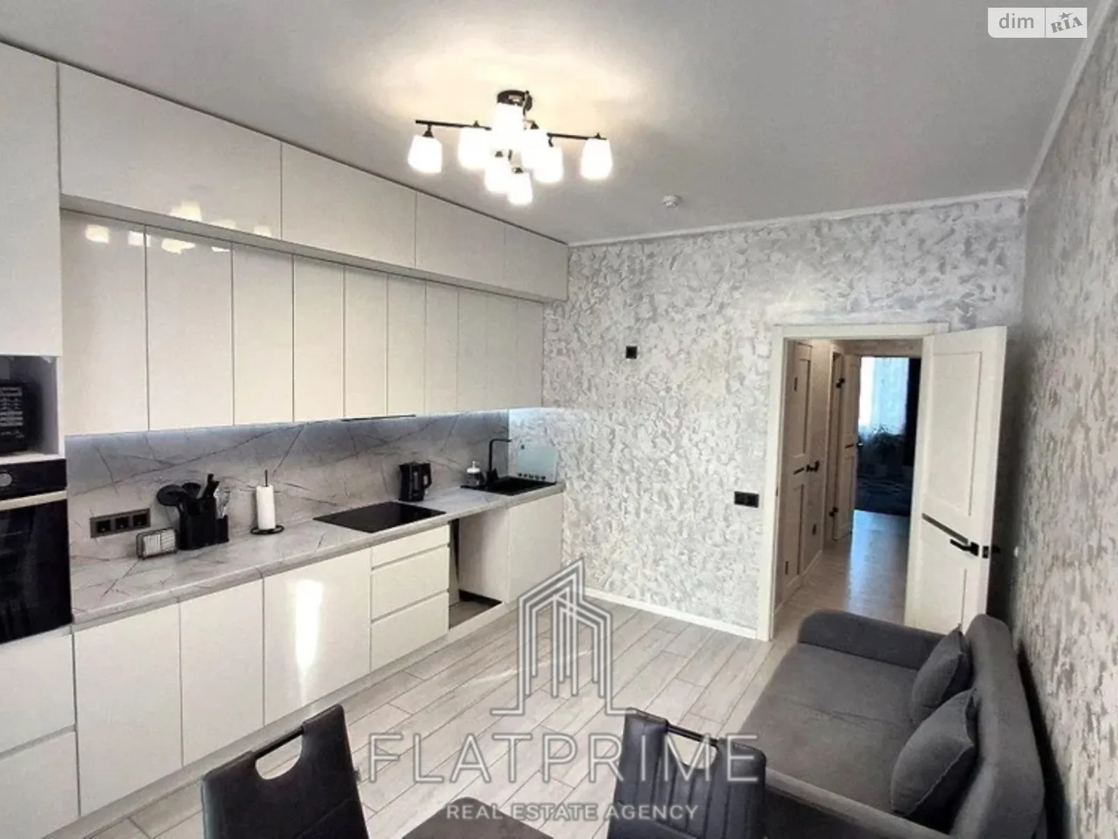Продается 1-комнатная квартира 52 кв. м в Киеве - фото 1