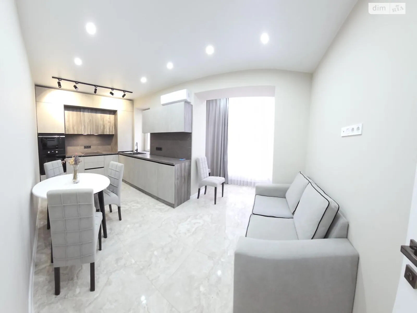 Сдается в аренду 1-комнатная квартира 44.8 кв. м в, цена: 400 $ - фото 1