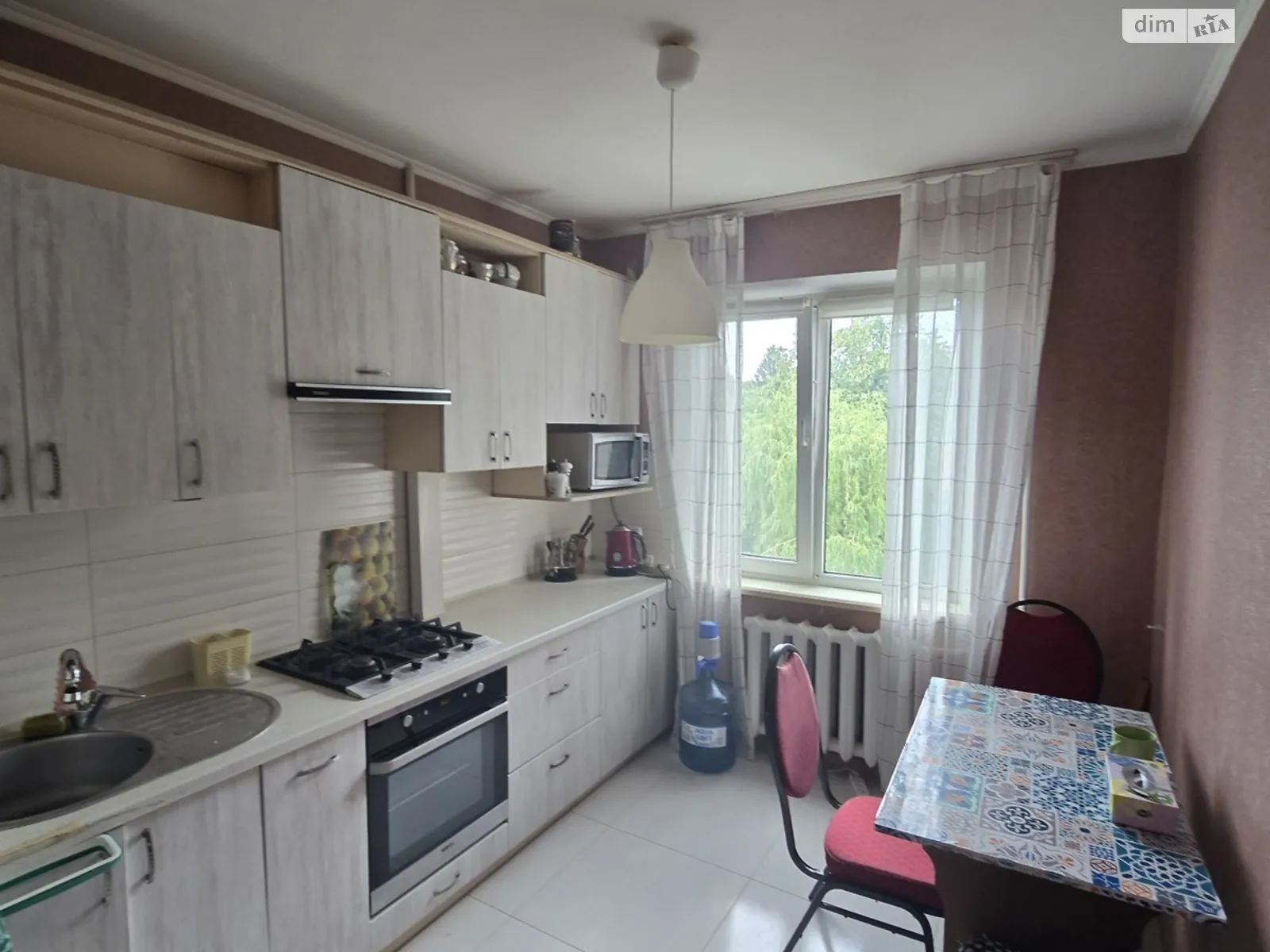 Сдается в аренду 3-комнатная квартира 63 кв. м в Ровно, ул. Галицкого Данилы - фото 1