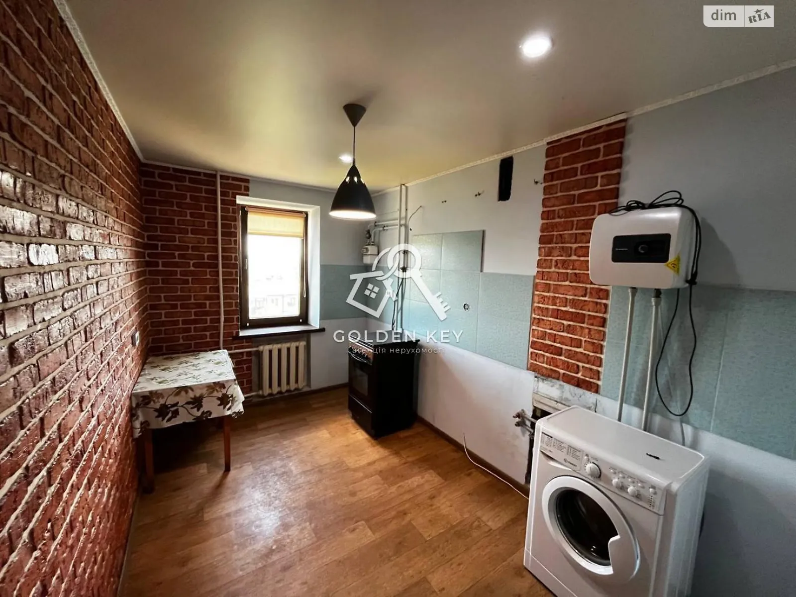 Продается 4-комнатная квартира 79.2 кв. м в Кривом Роге, цена: 19000 $ - фото 1