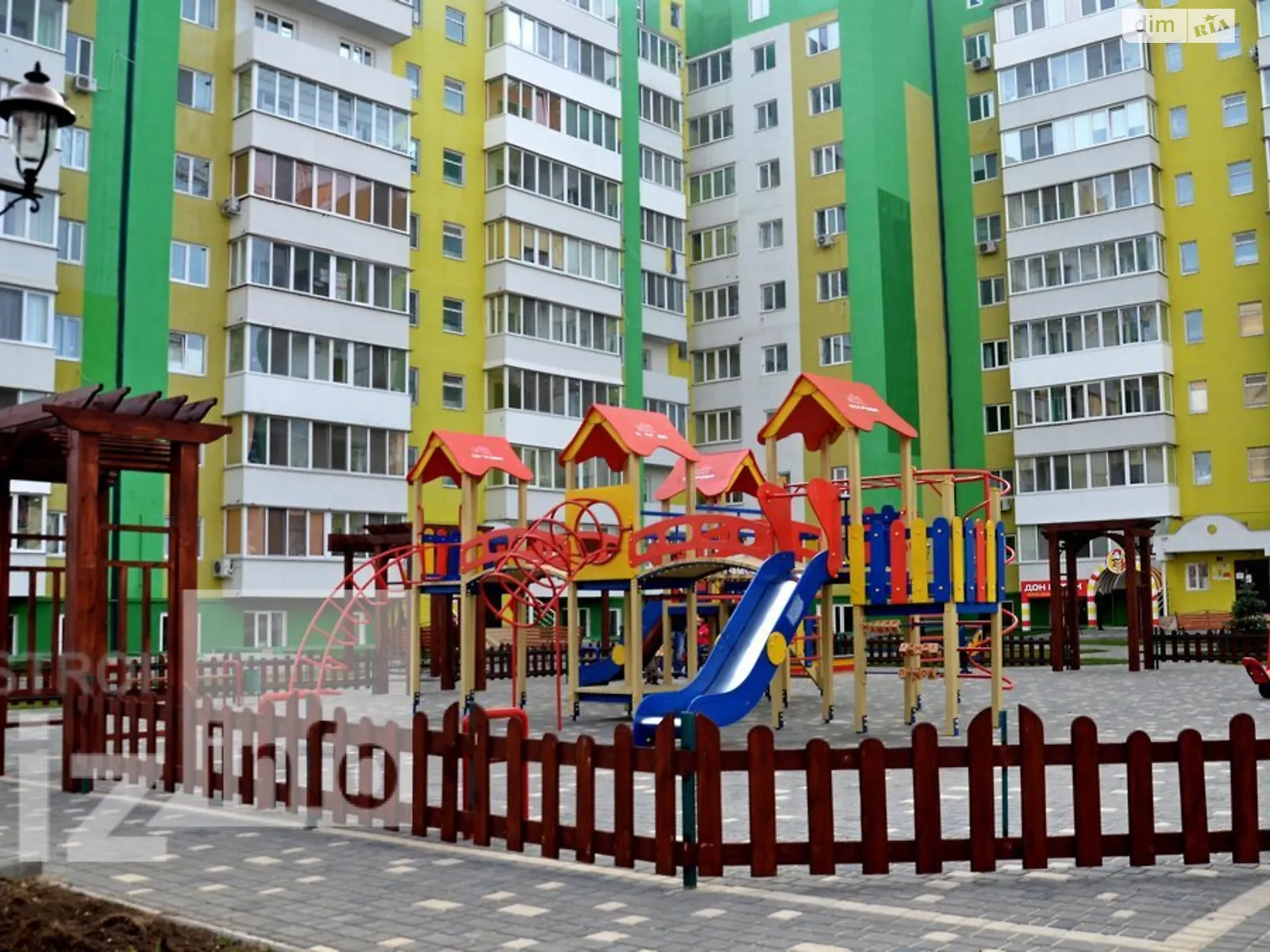 Продается 1-комнатная квартира 47 кв. м в Одессе, ул. Марсельская - фото 1