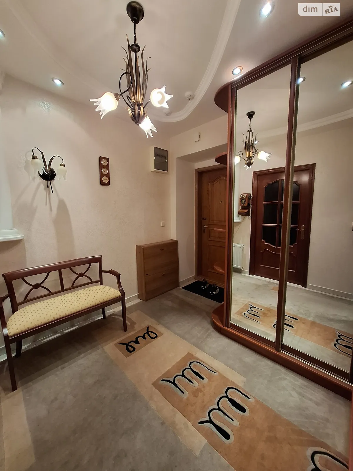 бул. Леси Украинки, 21 Печерск Киев Печерская - фото 1