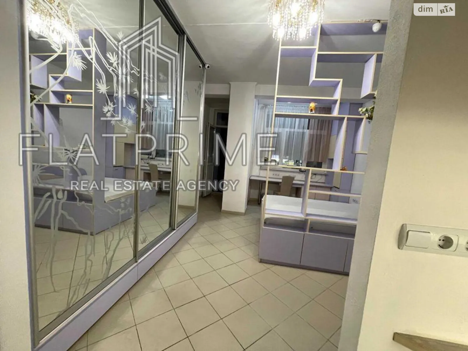 Продается 2-комнатная квартира 52 кв. м в Киеве, ул. Жилянская, 118 - фото 1