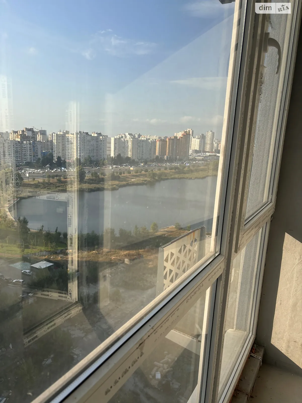 Продається 1-кімнатна квартира 44 кв. м у Києві, вул. Ревуцького, 40Б - фото 1
