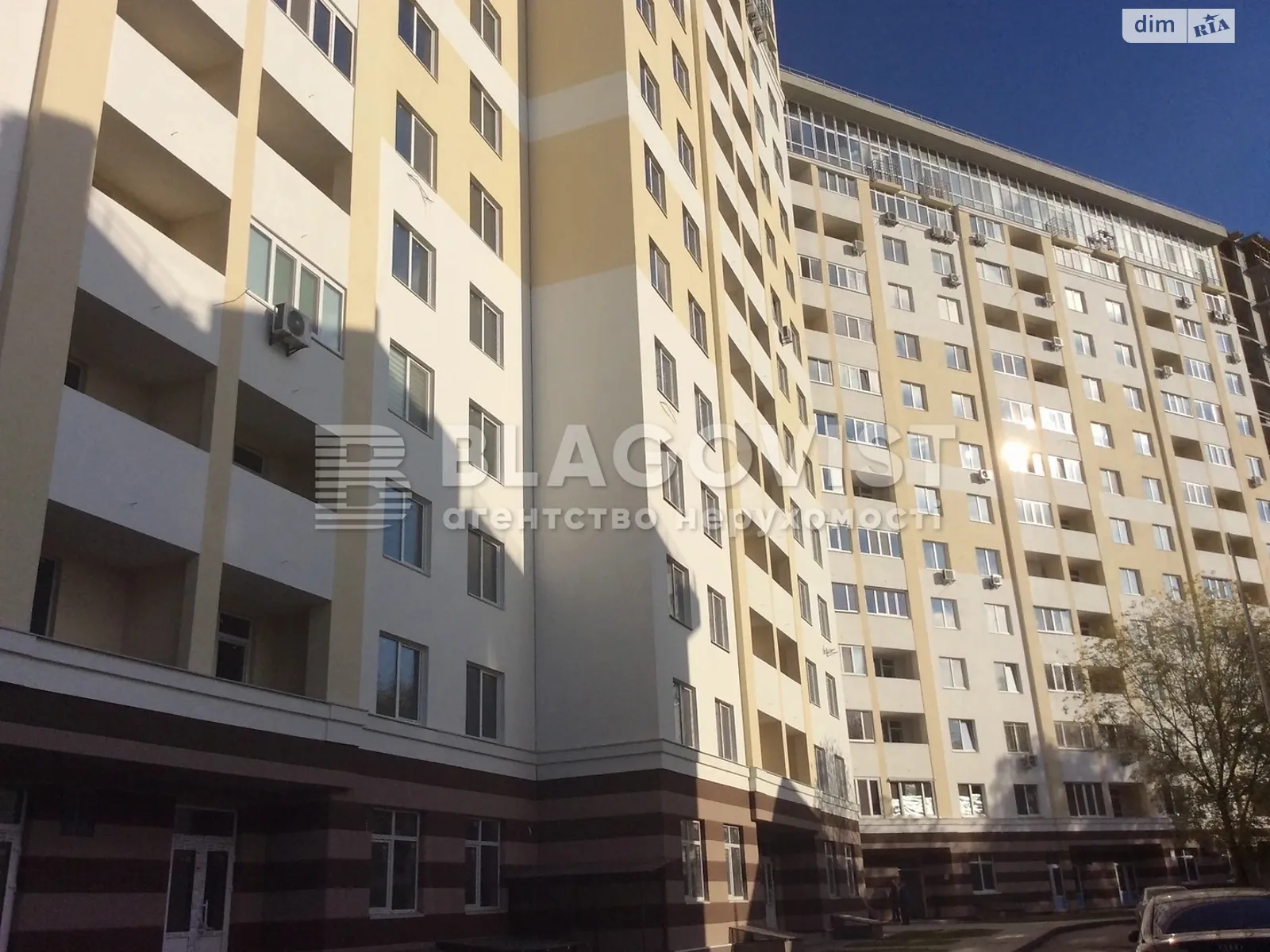 Продается 1-комнатная квартира 47 кв. м в Киеве, ул. Невская, 4Г - фото 1