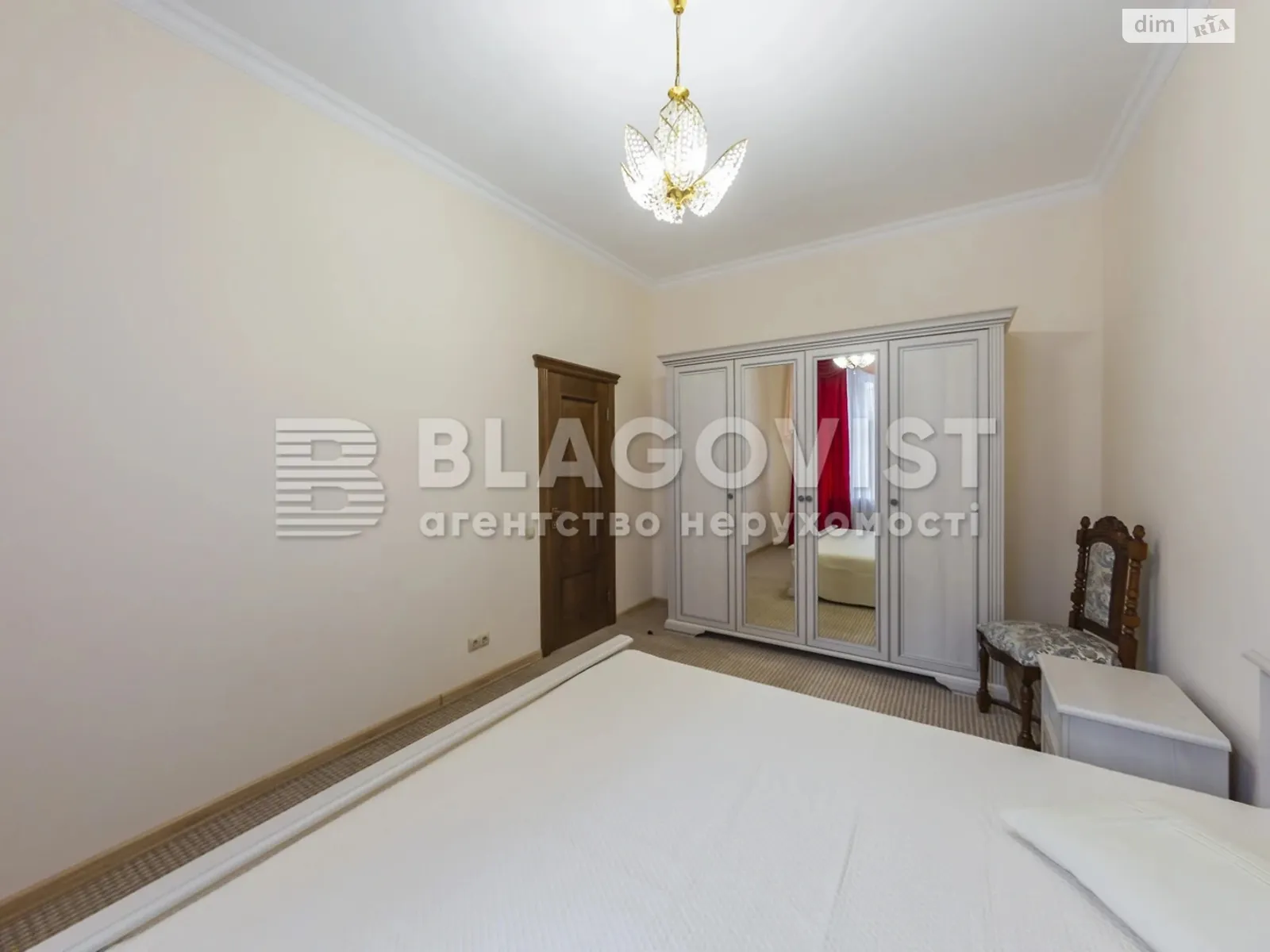 Продається 4-кімнатна квартира 107 кв. м у Києві, вул. Інститутська, 16 - фото 1