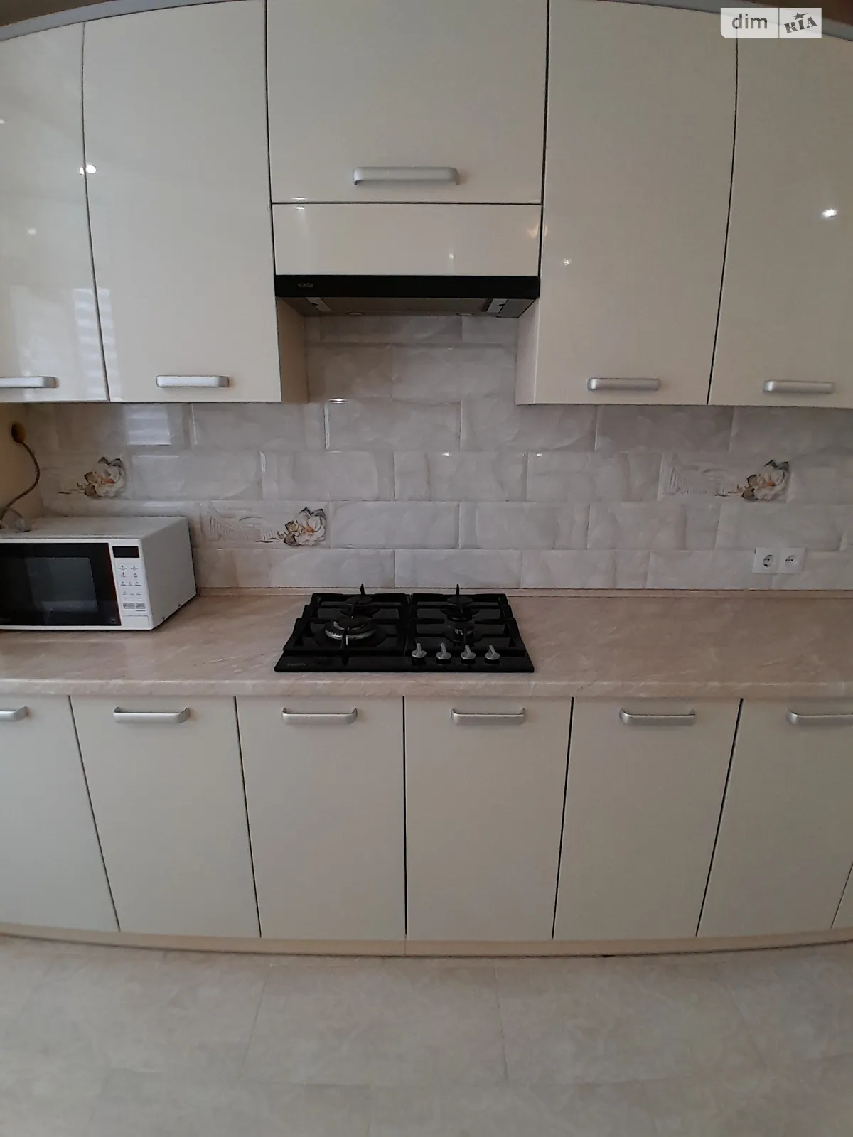 2-кімнатна квартира 67 кв. м у Тернополі, просп. Злуки, 5А - фото 1