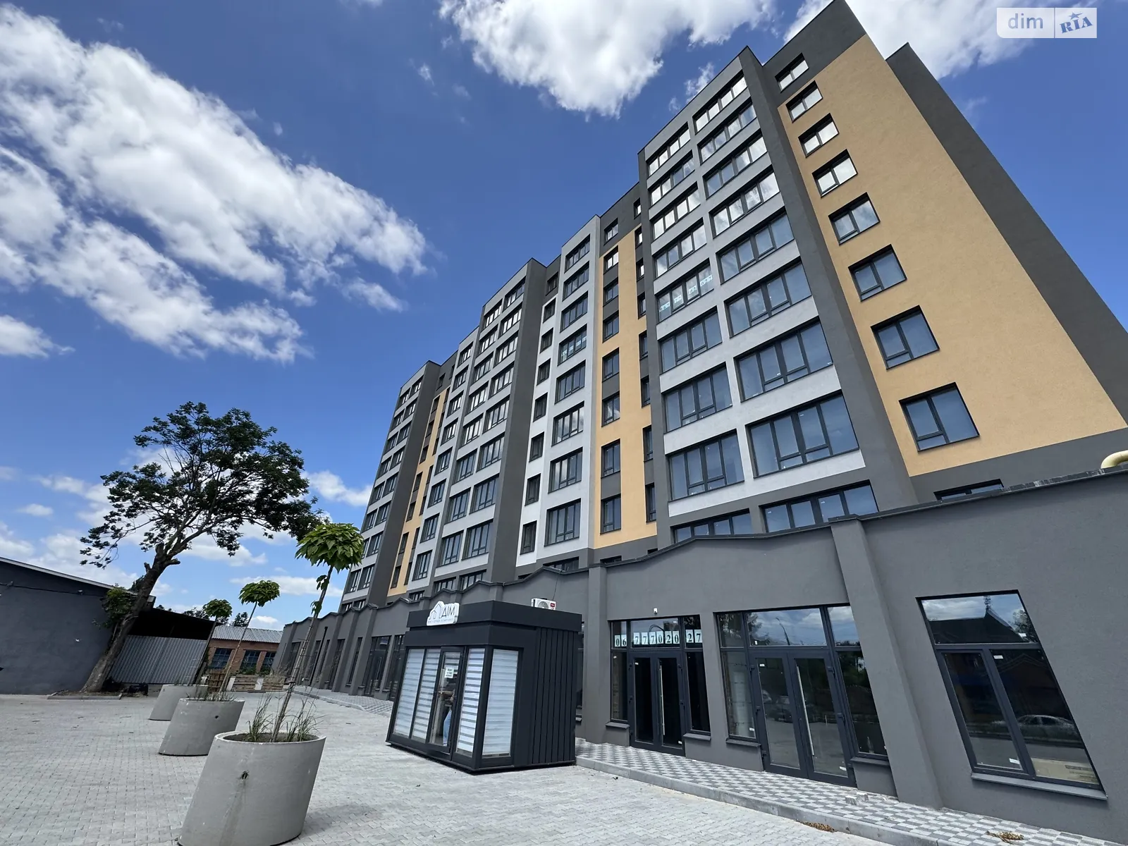 Продается 2-комнатная квартира 72 кв. м в Хмельницком, ул. Романа Шухевича(Курчатова), 8/4 - фото 1