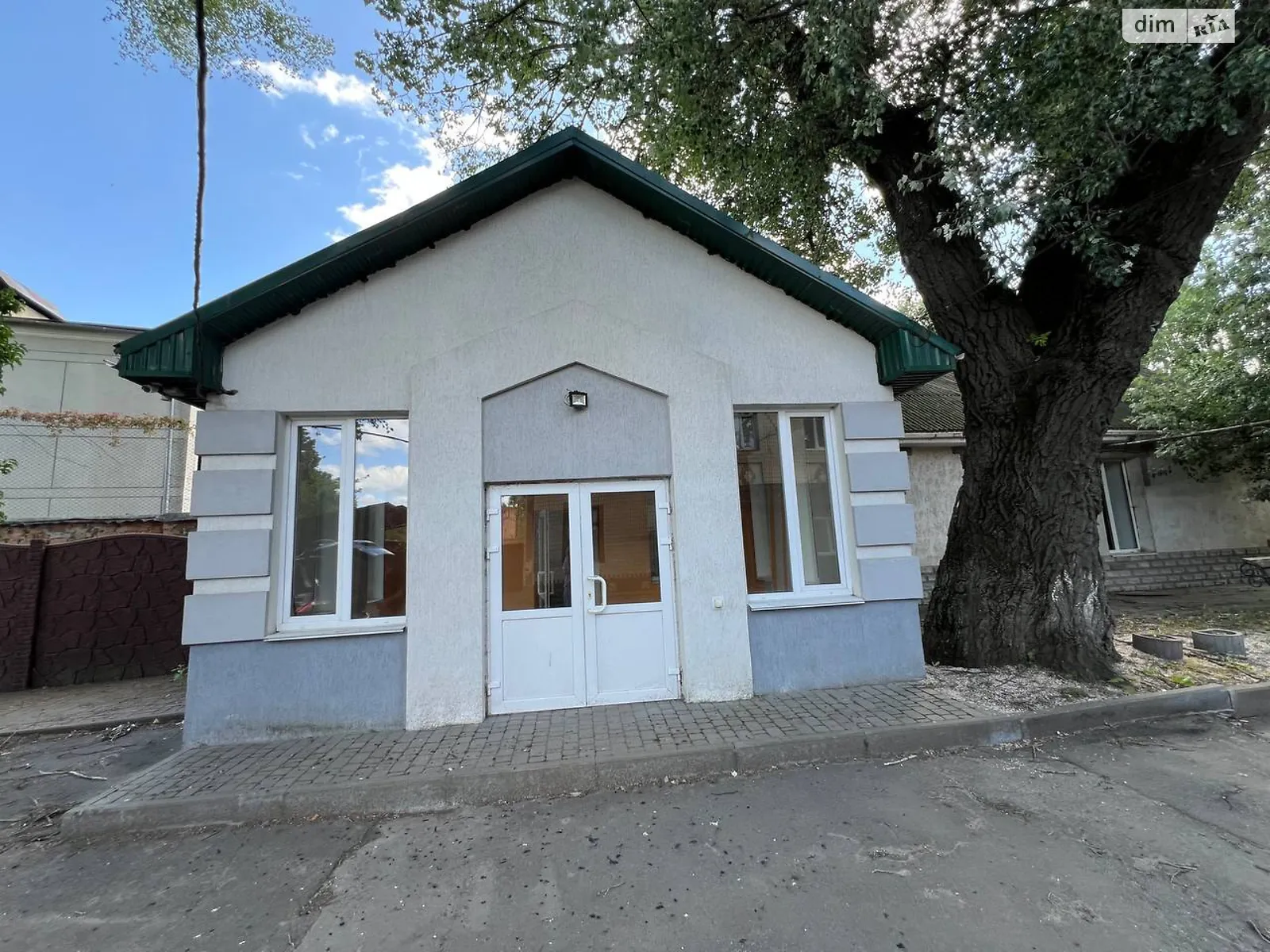 Сдается в аренду офис 115 кв. м в бизнес-центре, цена: 30000 грн - фото 1