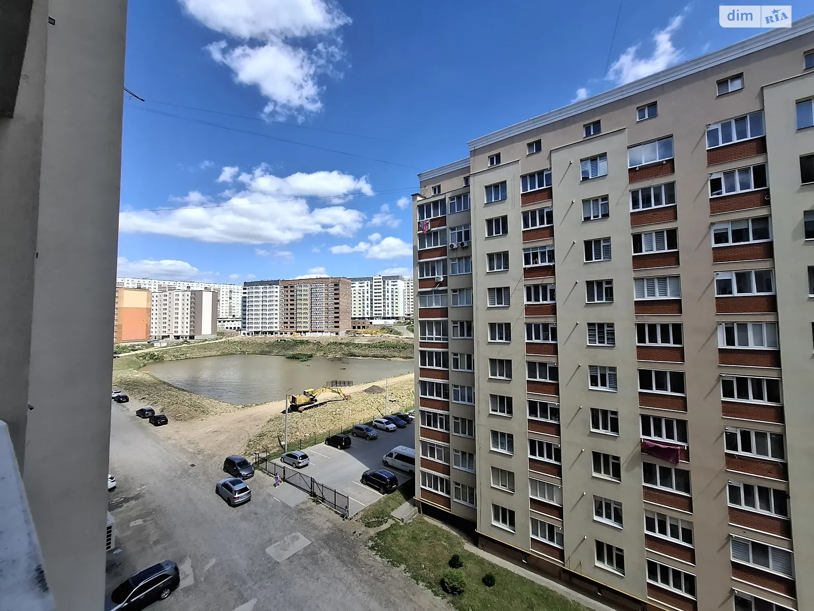 Продается 2-комнатная квартира 80.9 кв. м в Хмельницком, ул. Кармелюка, 3/6 - фото 1