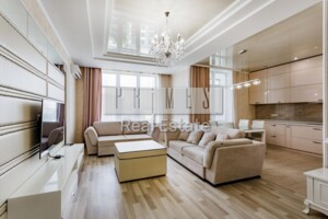 Сниму квартиру в Макарове долгосрочно