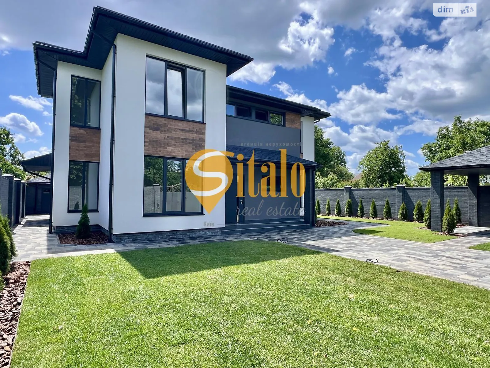 Продается дом на 2 этажа 190 кв. м с балконом, цена: 249999 $ - фото 1