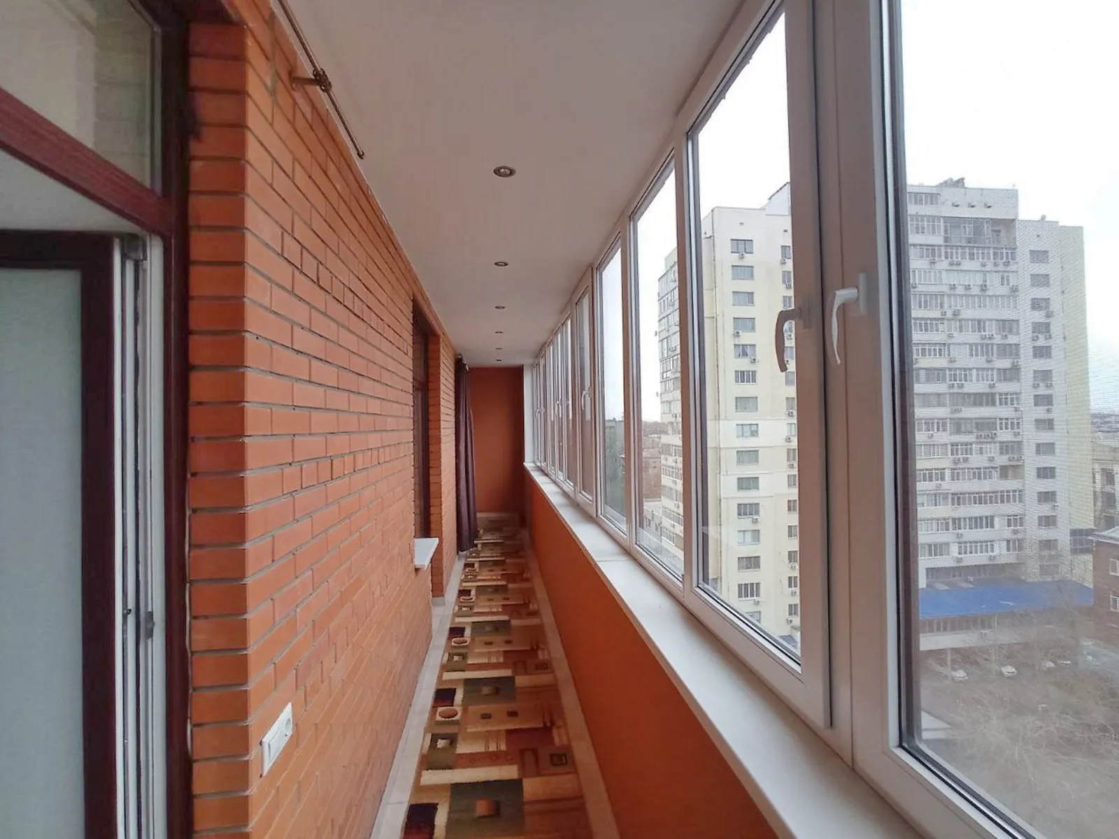 Продается 4-комнатная квартира 126.1 кв. м в Днепре, ул. Бригадная, 11 - фото 1