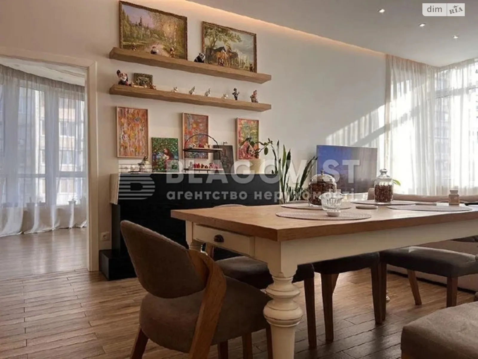 Продается 2-комнатная квартира 80 кв. м в Киеве, ул. Кирилло-Мефодиевская - фото 1