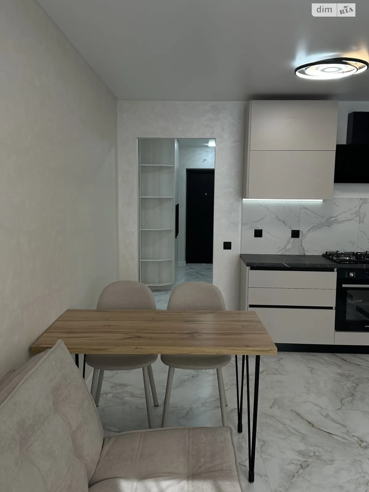 2-кімнатна квартира 70 кв. м у Тернополі, вул. Смакули, 8 - фото 1