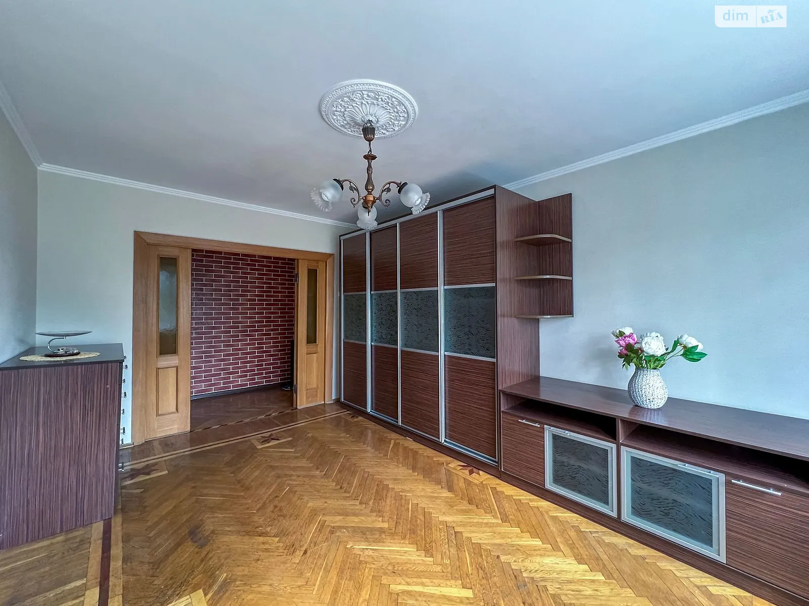 Продается 3-комнатная квартира 70 кв. м в Киеве, ул. Левка Лукьяненко, 3А - фото 1