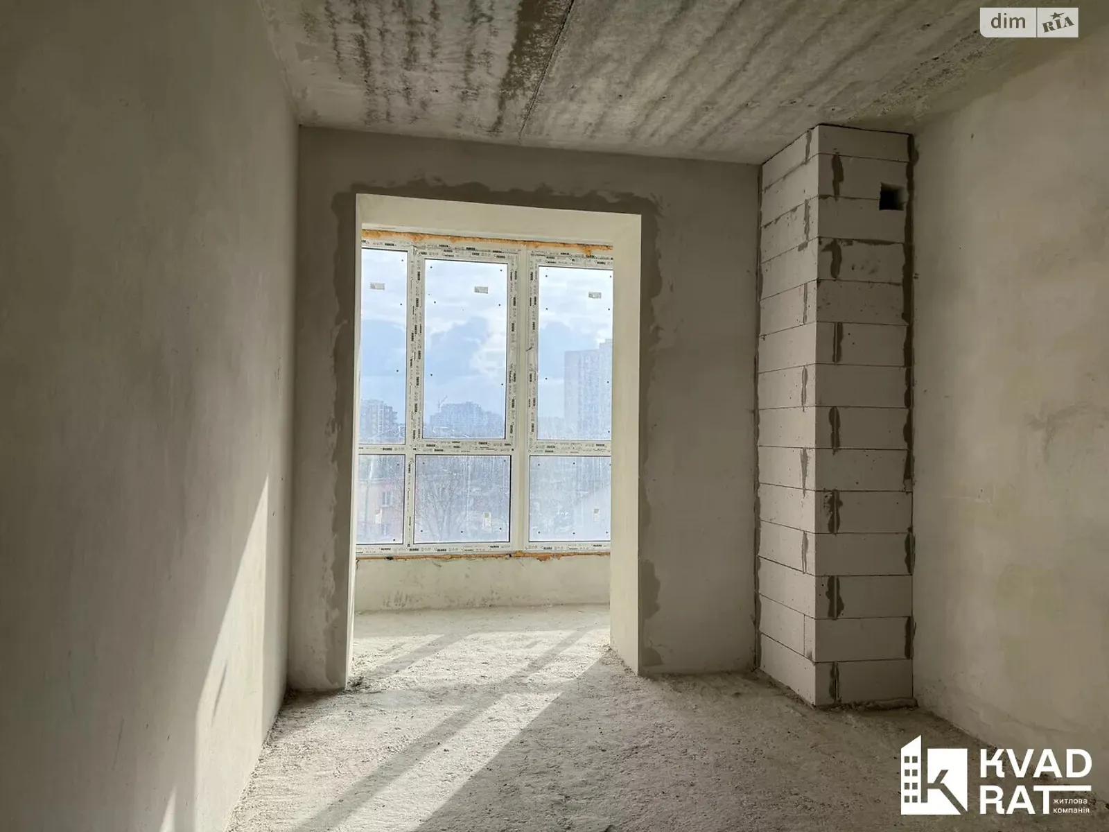 Продается 1-комнатная квартира 38.36 кв. м в Ивано-Франковске, ул. Ленкавского, 22 - фото 1