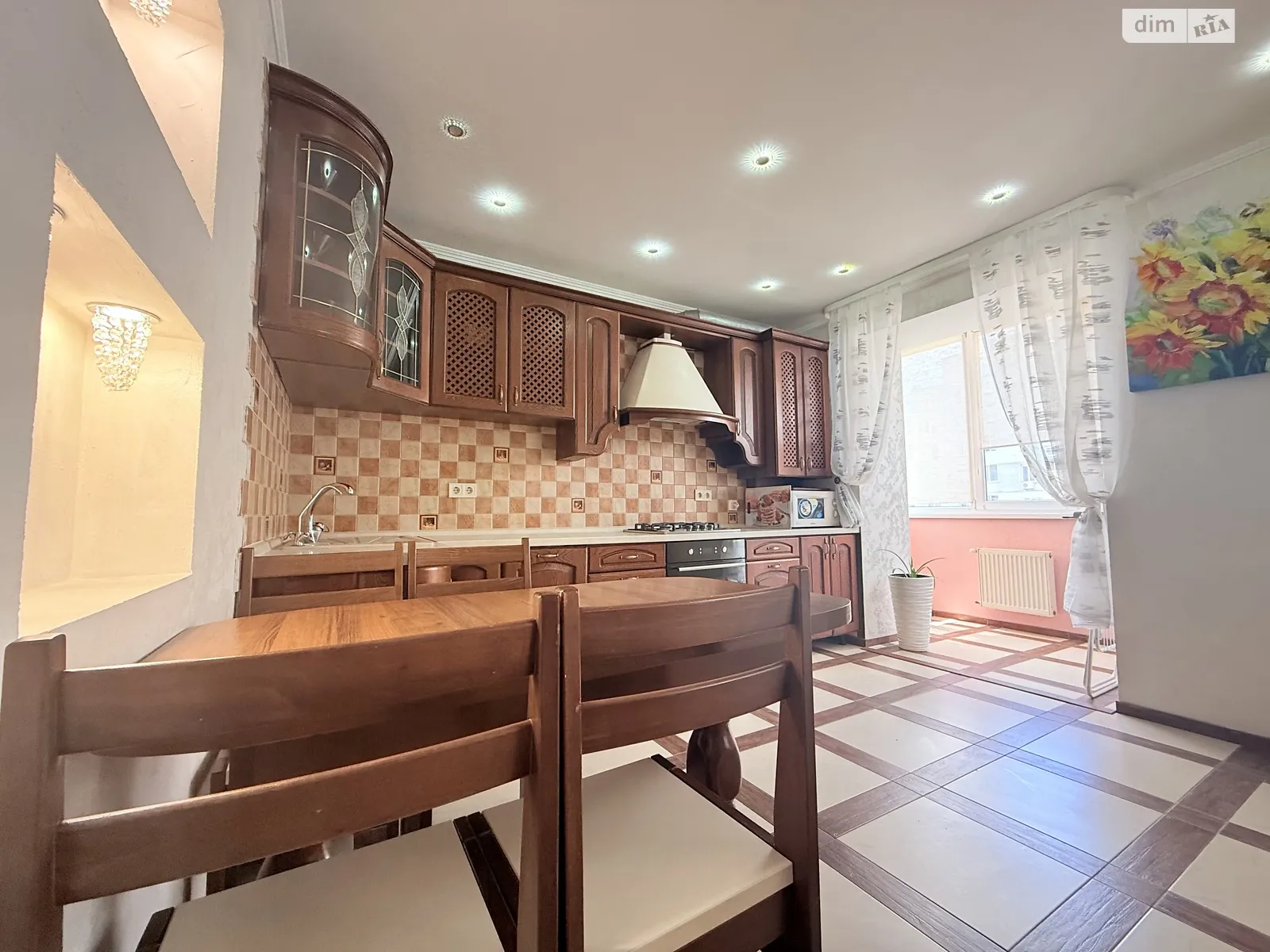 Продається 3-кімнатна квартира 86.8 кв. м у Вінниці, вул. Академіка Ющенка - фото 1