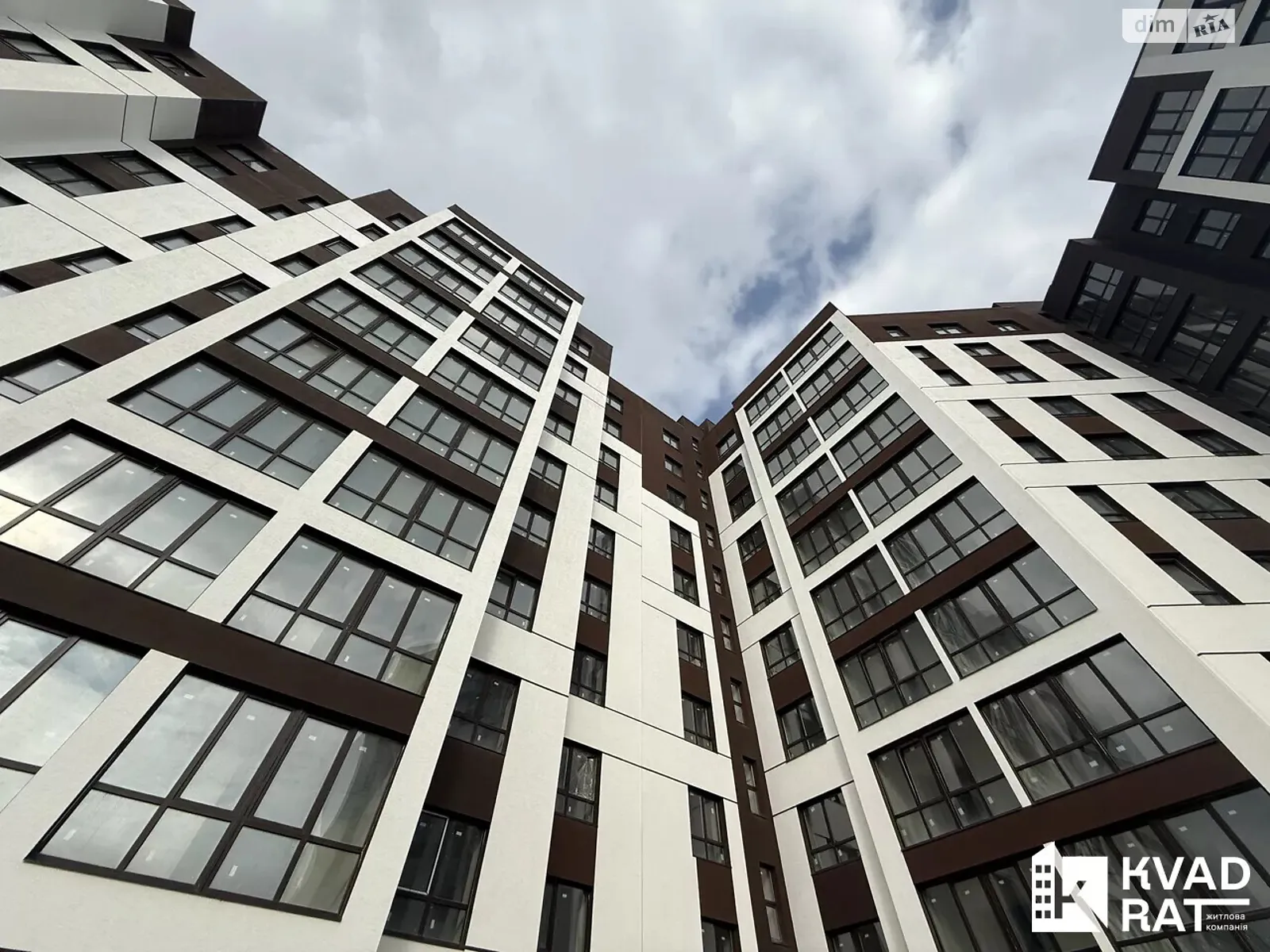 Продается 2-комнатная квартира 5716 кв. м в Ивано-Франковске, ул. Ленкавского, 22 - фото 1